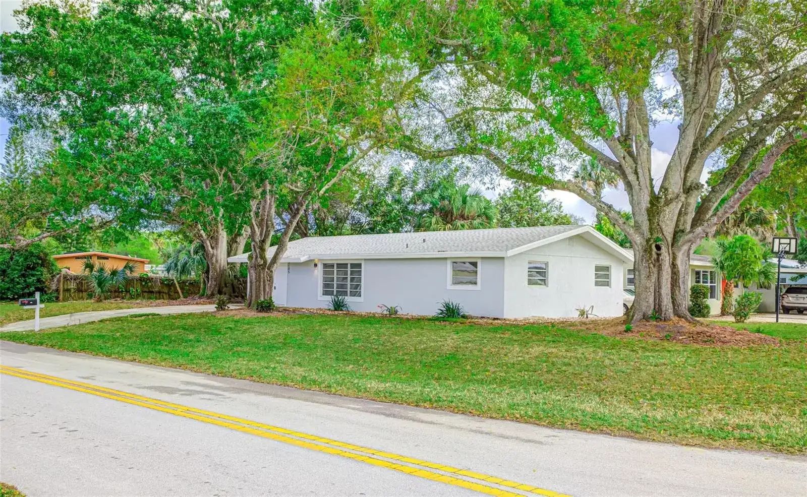 3105 18th Street, Vero Beach FL 32960 photo 3