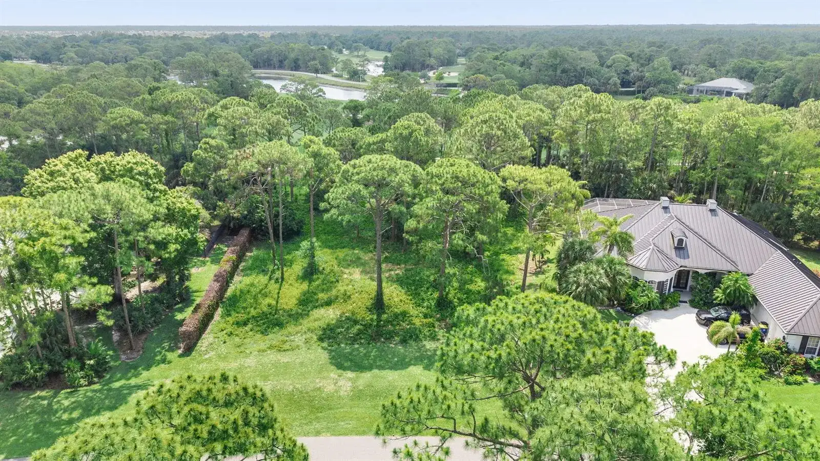 19051 SE Old Trail Drive W, Jupiter FL 33478 photo 2