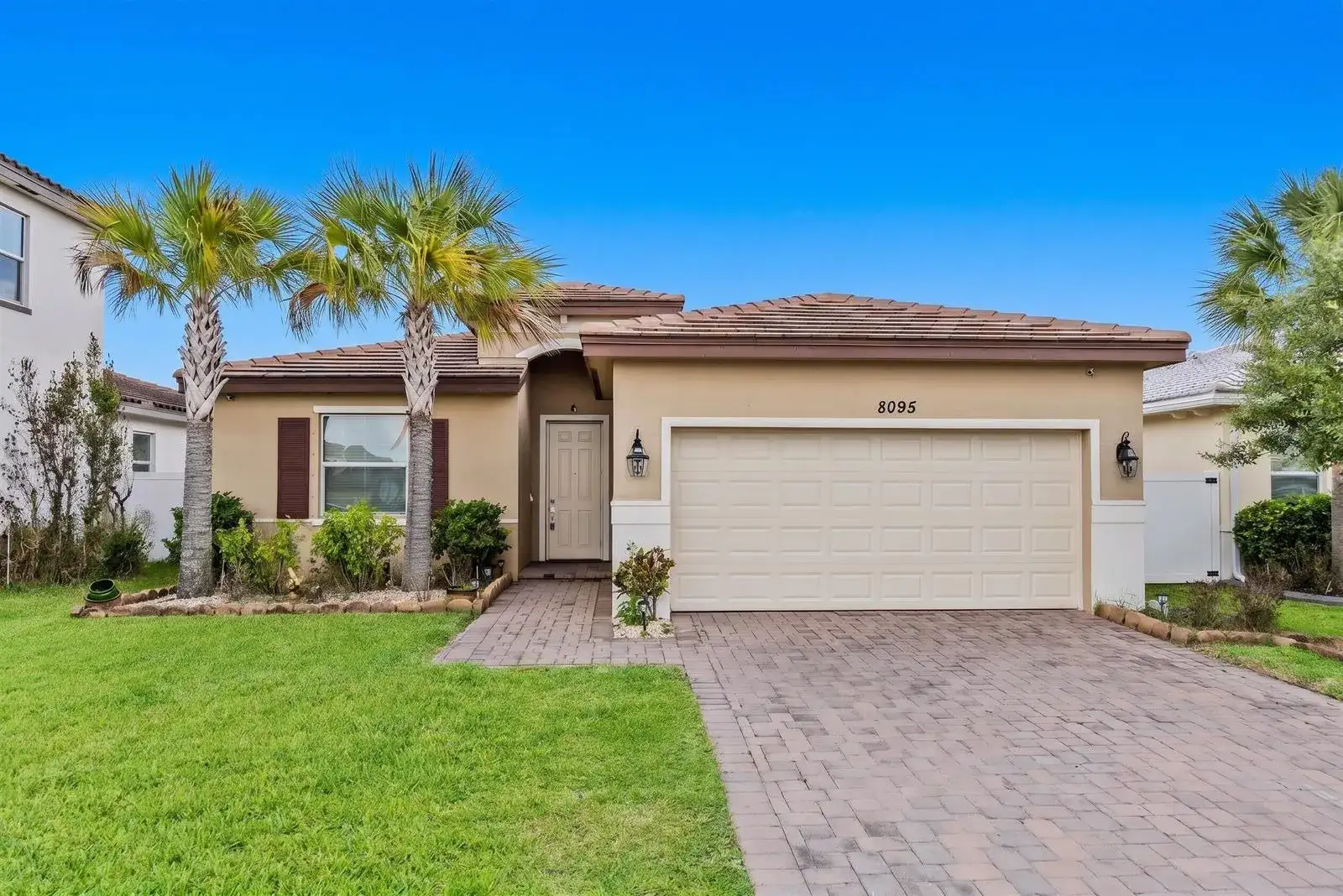 8095 NW Greenbank Circle, Port St. Lucie FL 34987 photo 2