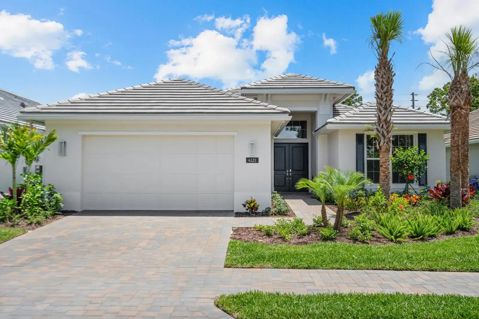 4121 Lucaya Pointe Way, Vero Beach FL 32967 photo 2