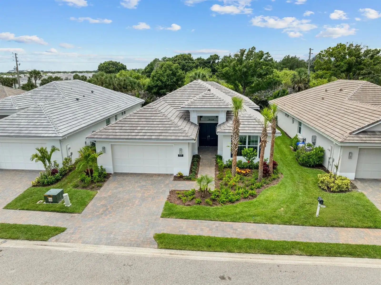 4121 Lucaya Pointe Way, Vero Beach FL 32967 photo 3
