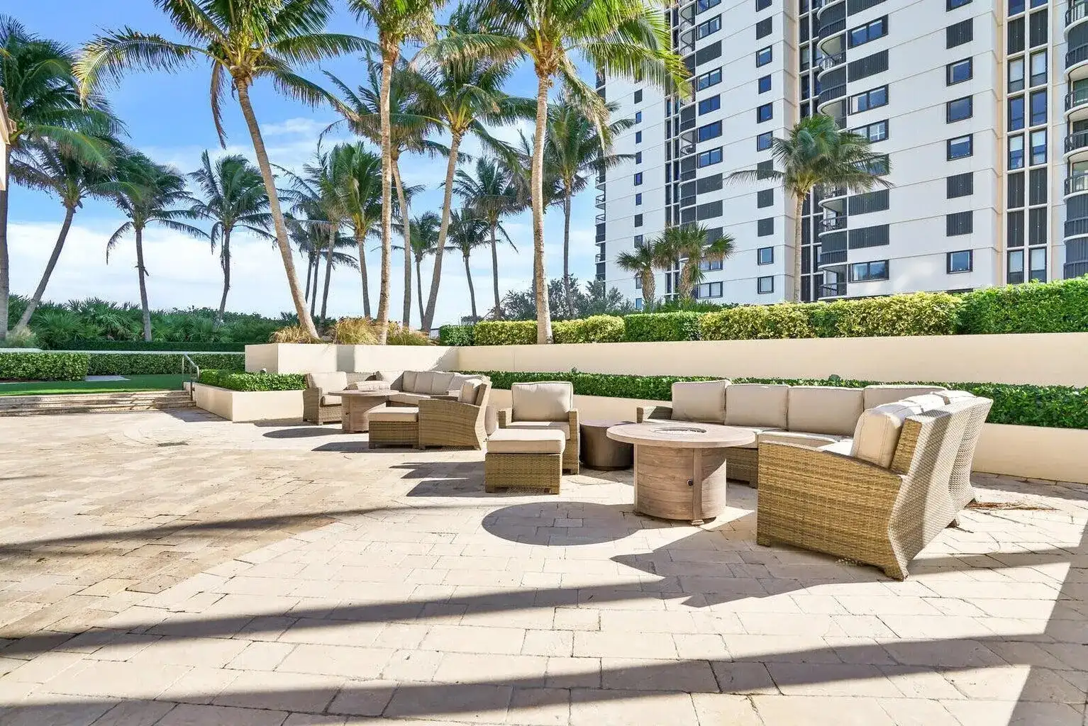 5380 N Ocean Drive # 18j, Singer Island FL 33404 photo 4