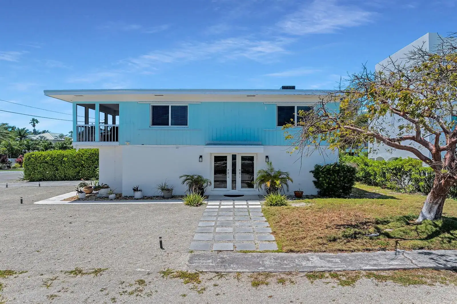 309 Jasmine Street, FL 33050 photo 2