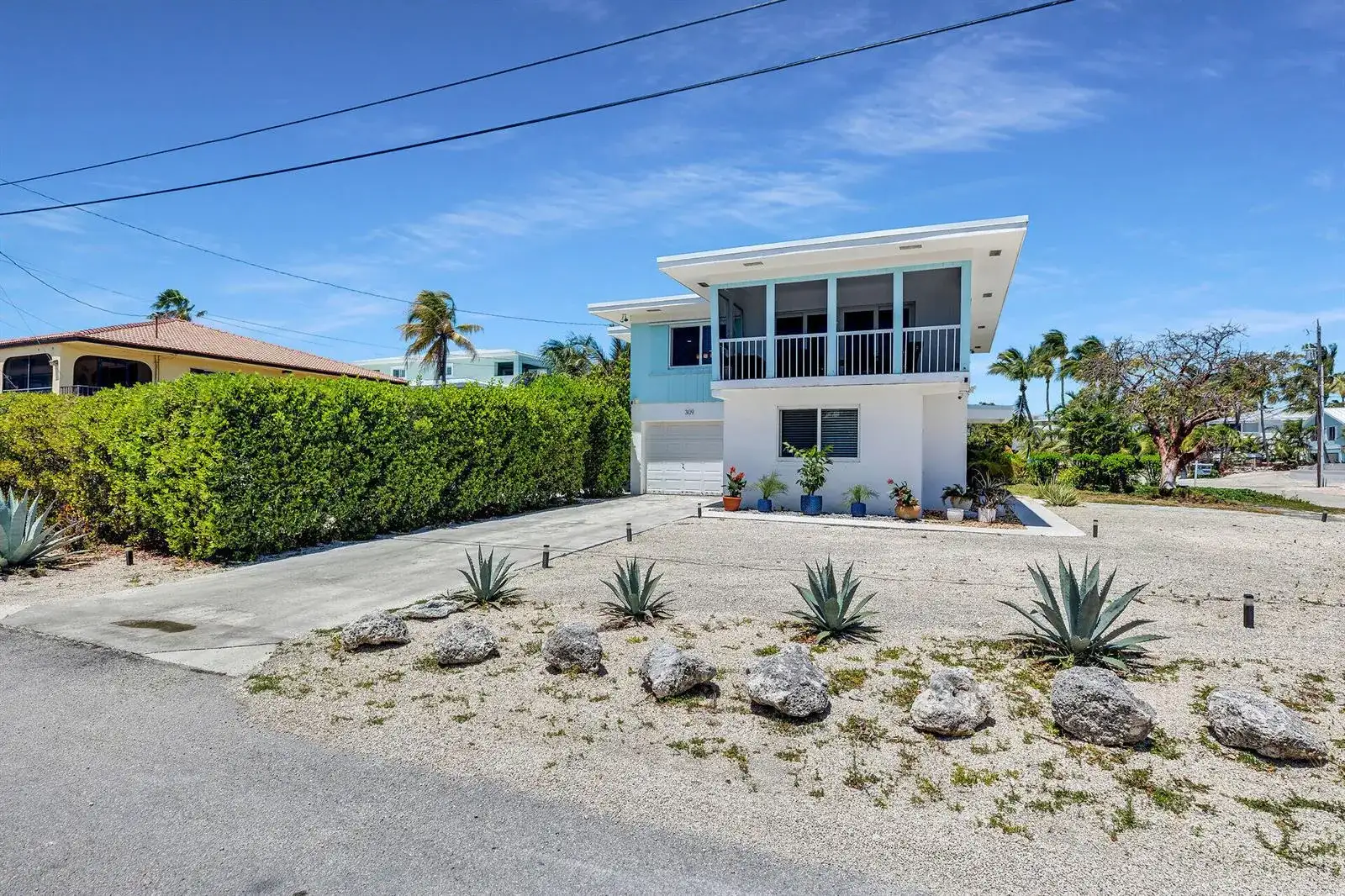 309 Jasmine Street, FL 33050 photo 3