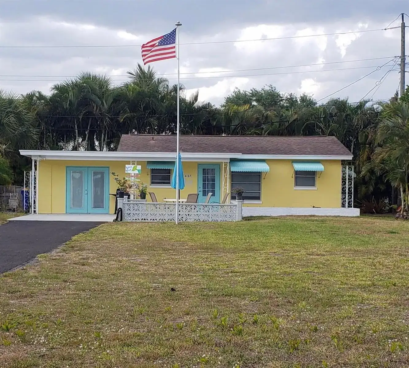 4107 SE Barcelona Street, Stuart FL 34997 photo 2