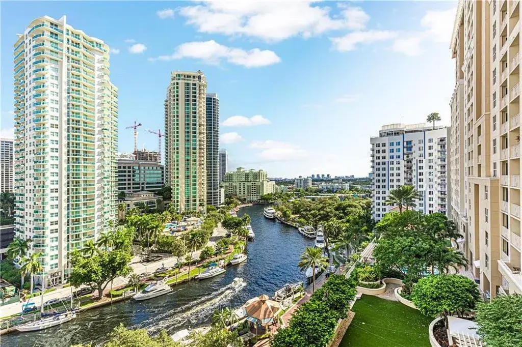 511 SE 5th Avenue # 1118, Fort Lauderdale FL 33301