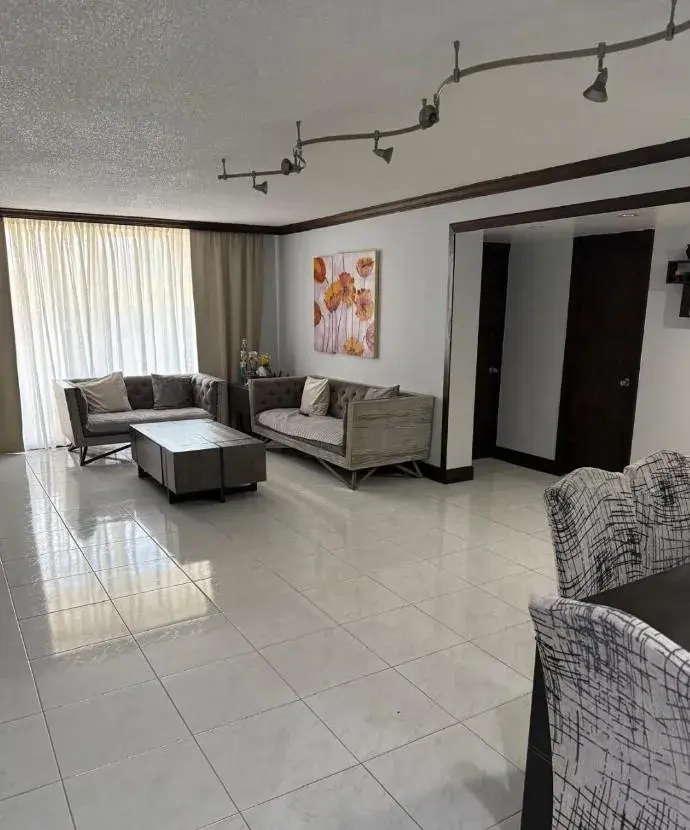 1833 S Ocean Drive # 1209, Hallandale Beach FL 33009