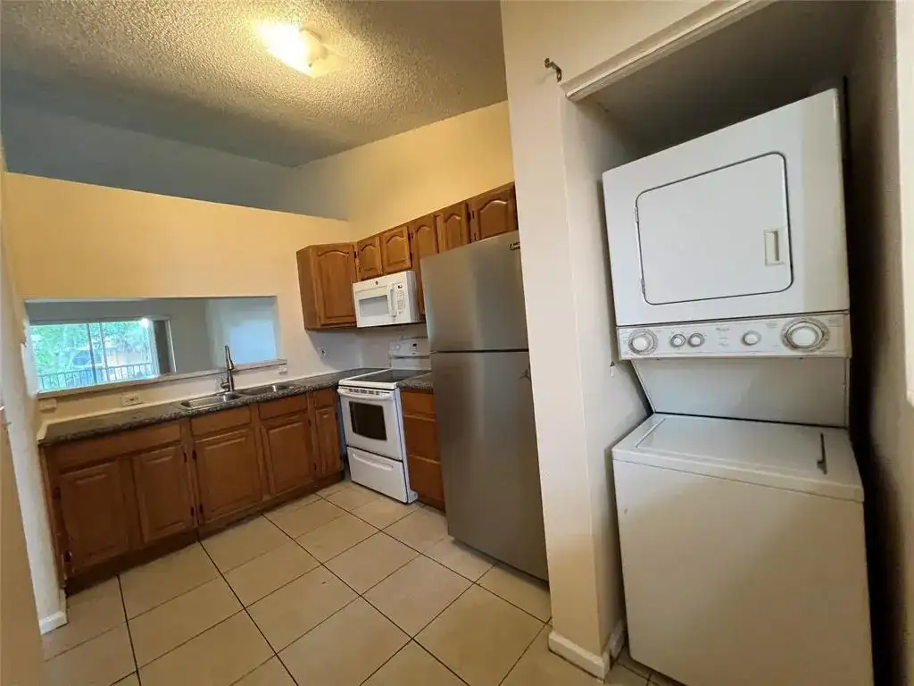 2431 NW 56th Avenue # 201, Lauderhill FL 33313 photo 3