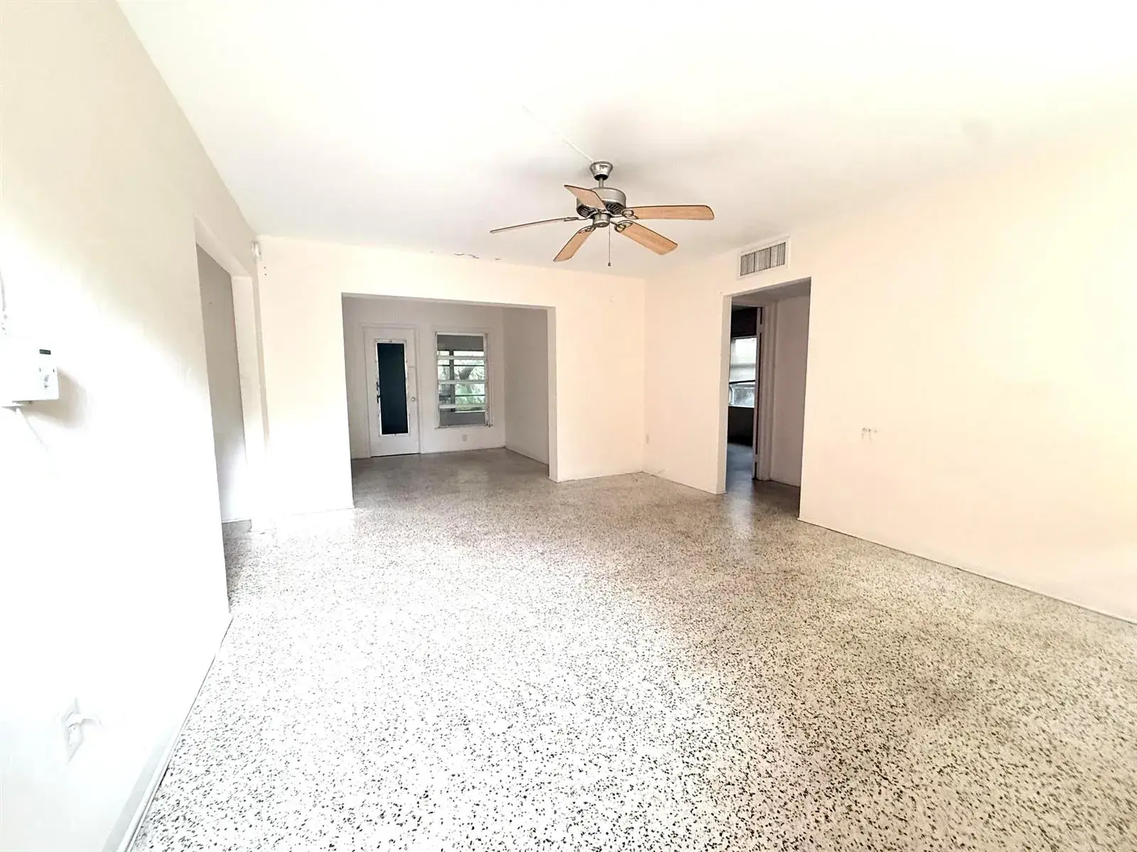1106 NE 18th Avenue, Fort Lauderdale FL 33304