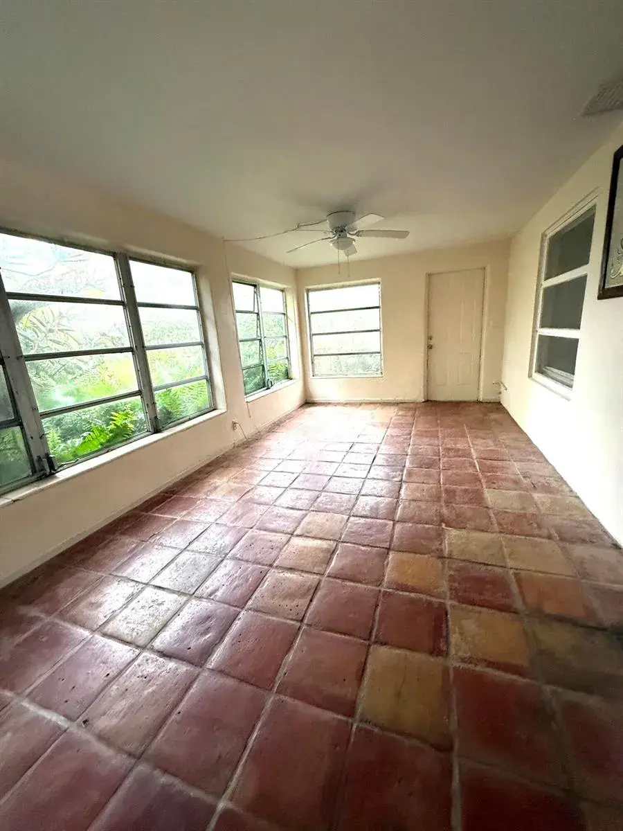 1106 NE 18th Avenue, Fort Lauderdale FL 33304