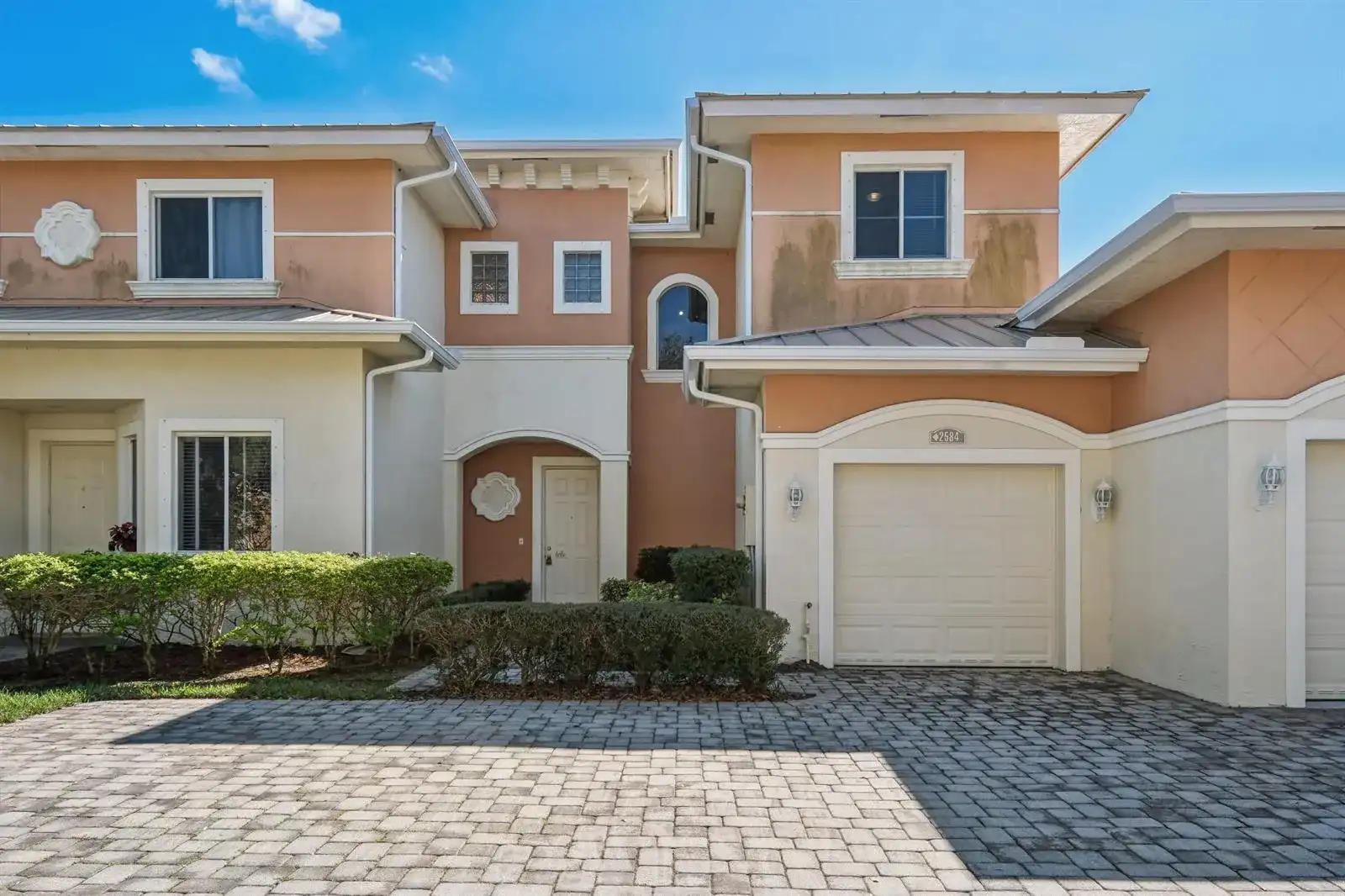 2584 SW Stockbridge Sq Square SW, Vero Beach FL 32962