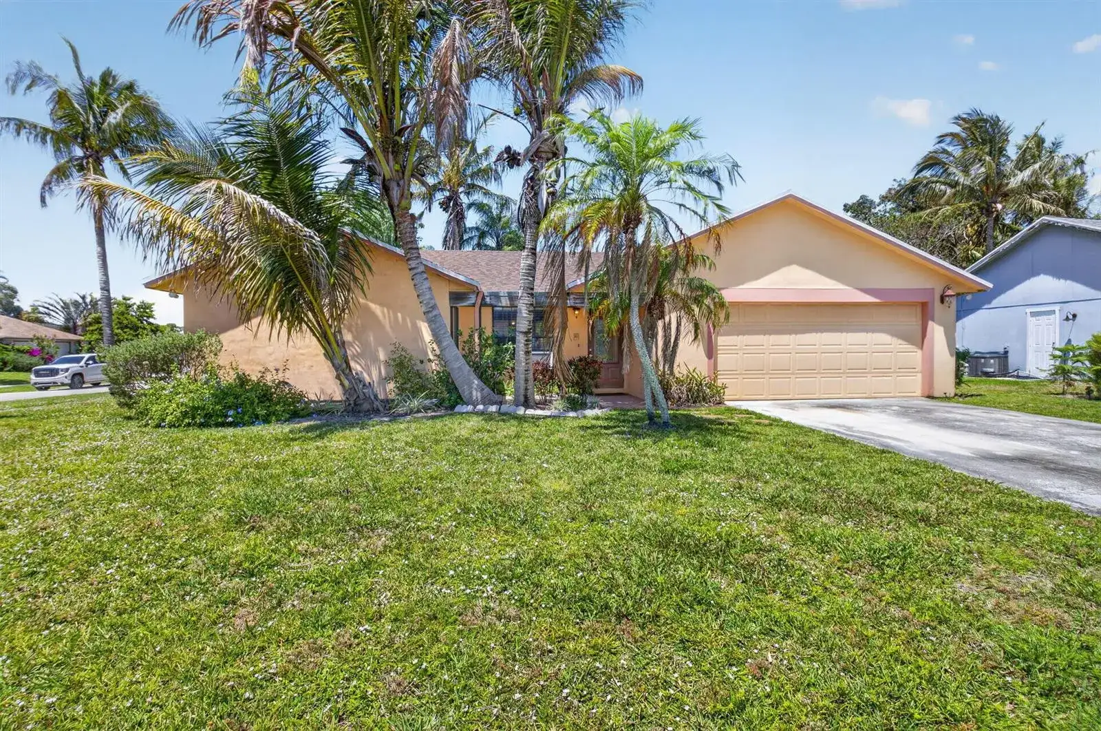 9389 Longmeadow Circle, Boynton Beach FL 33436 photo 2