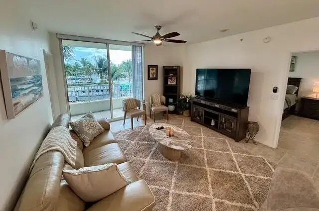 625 Casa Loma Boulevard # 304, Boynton Beach FL 33435 photo 5