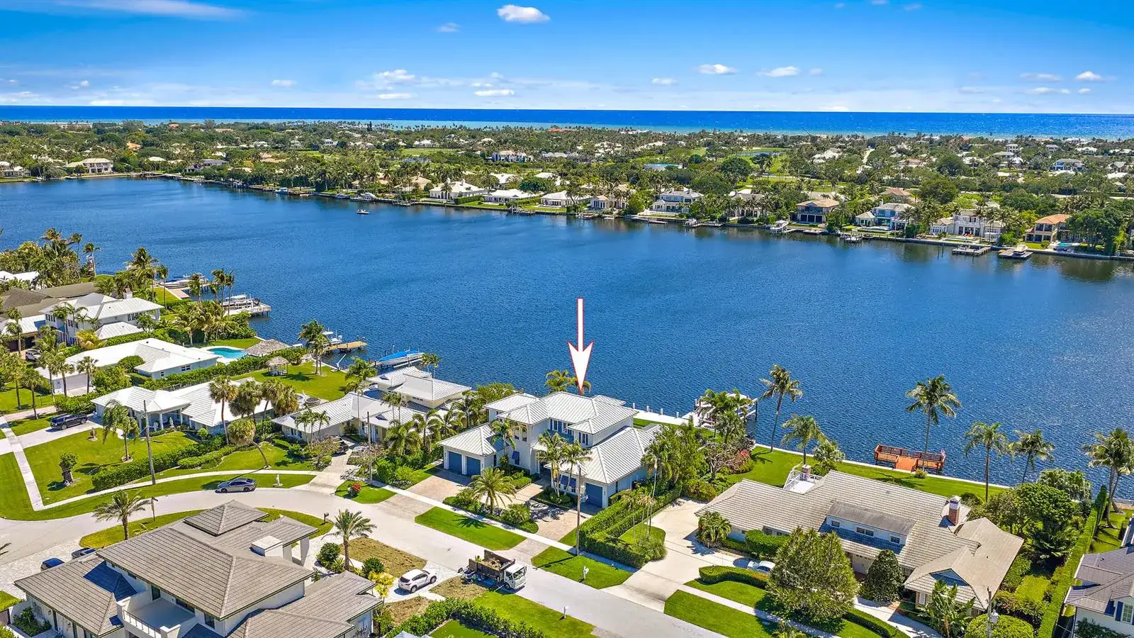 11730 Lake Shore Place, North Palm Beach FL 33408 photo 2
