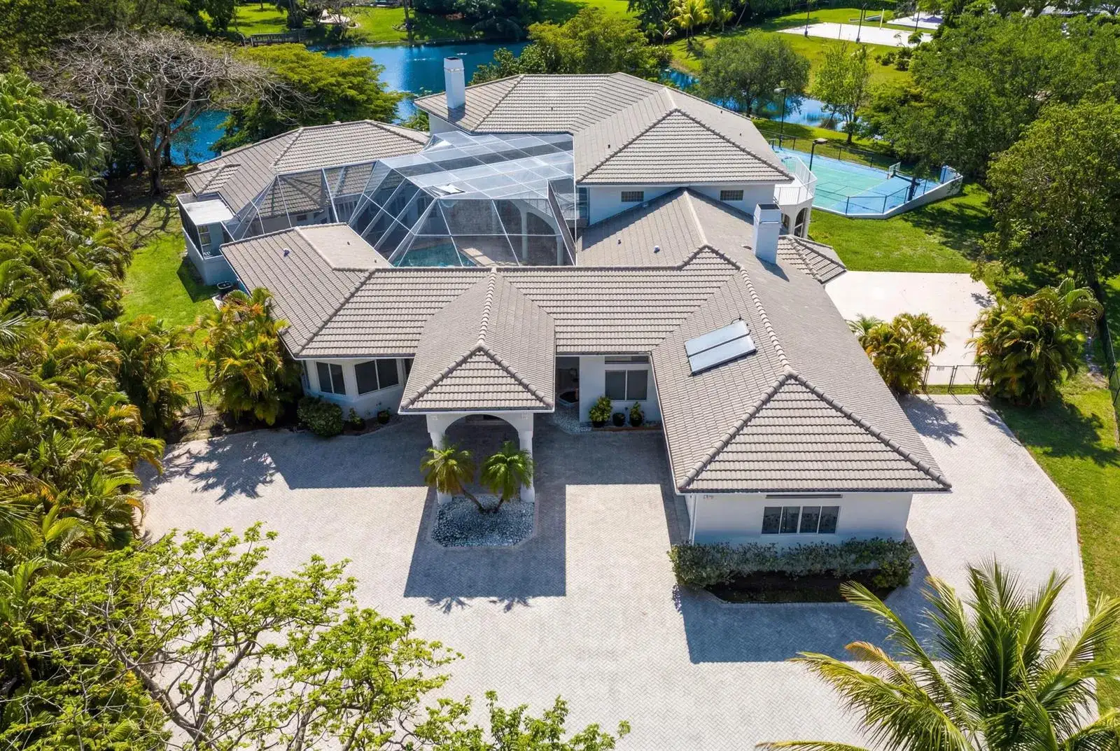 4010 NW 100th Avenue, Coral Springs FL 33065 photo 2