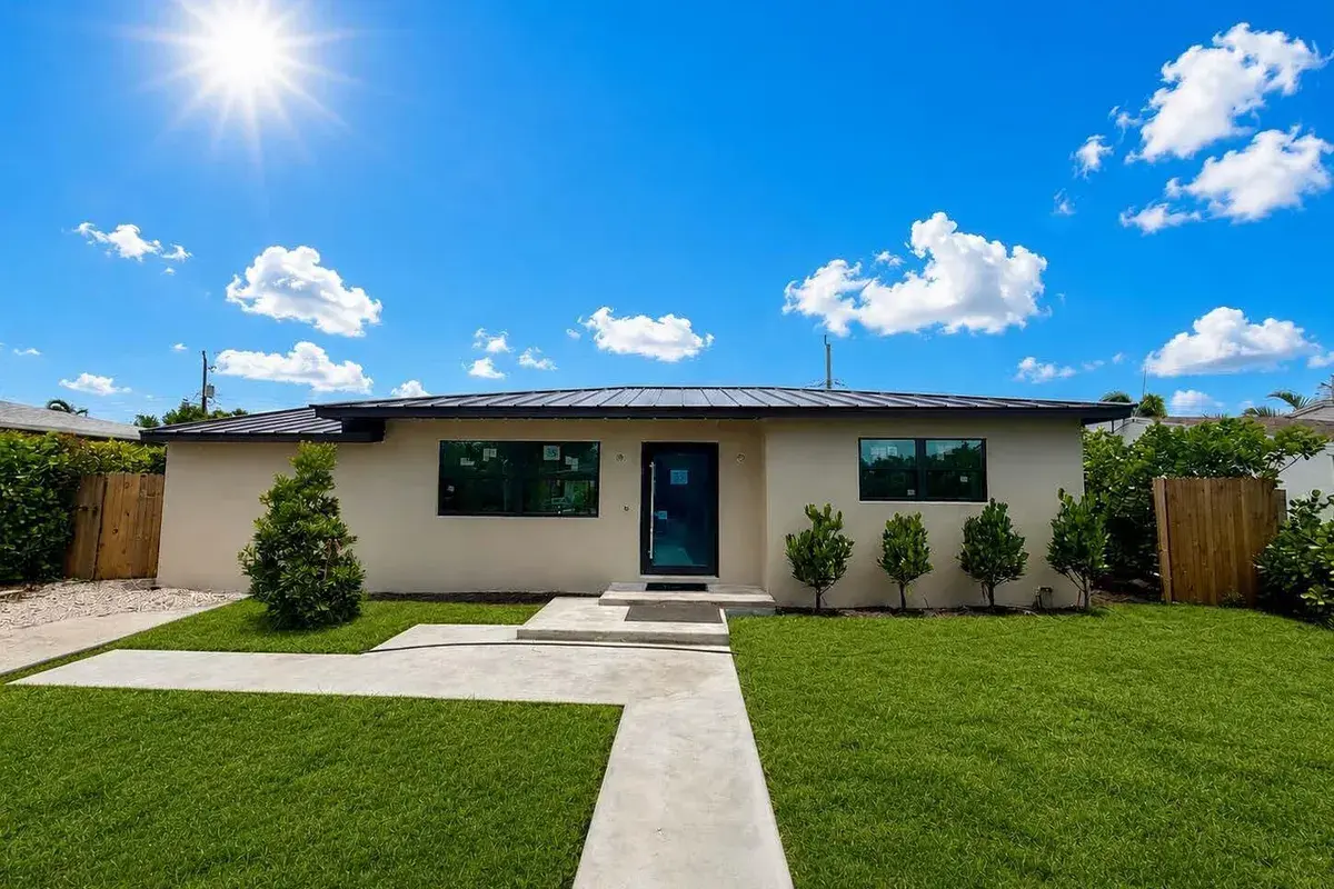 329 Laurie Road, West Palm Beach FL 33405