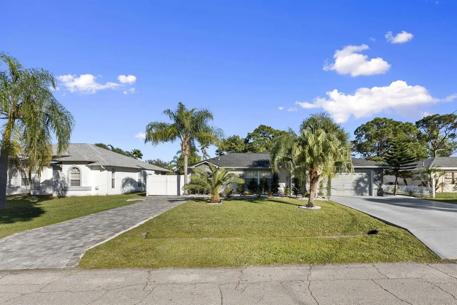 2471 SE Leithgow Street, Port St. Lucie FL 34952 photo 4