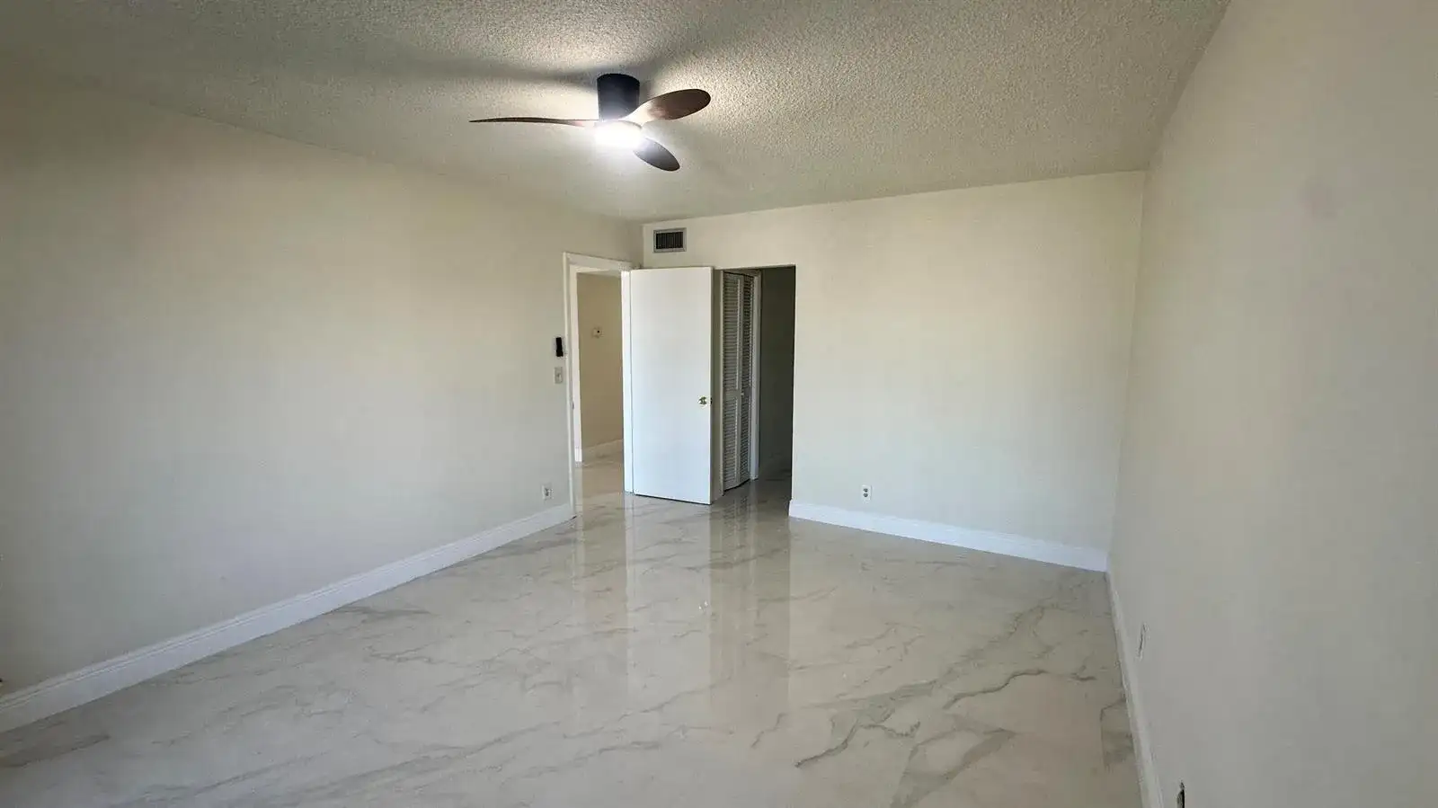 330 SE 2nd Street # 202g, Hallandale Beach FL 33009 photo 5
