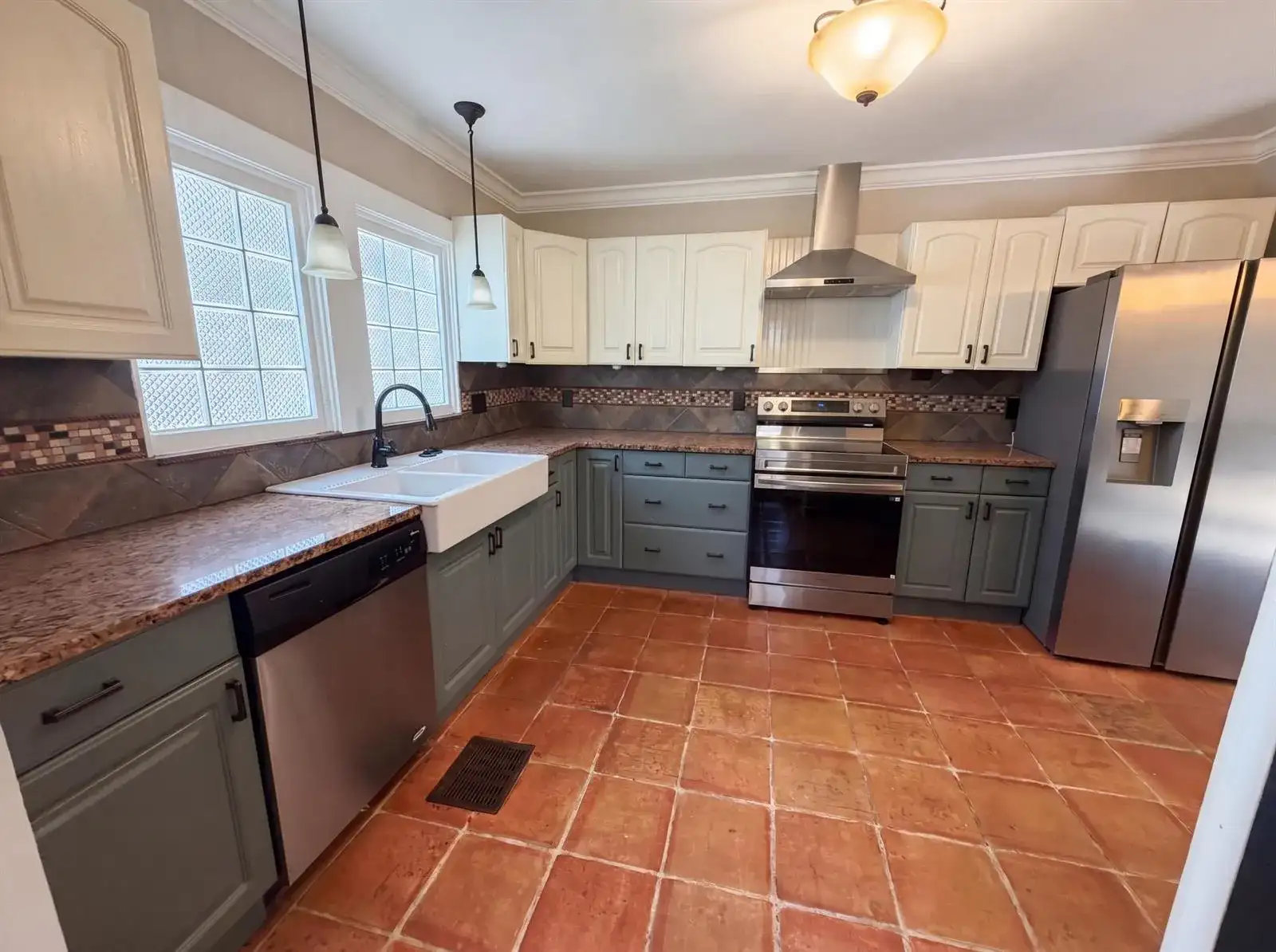207 S Ocean Breeze, FL 33460 photo 2