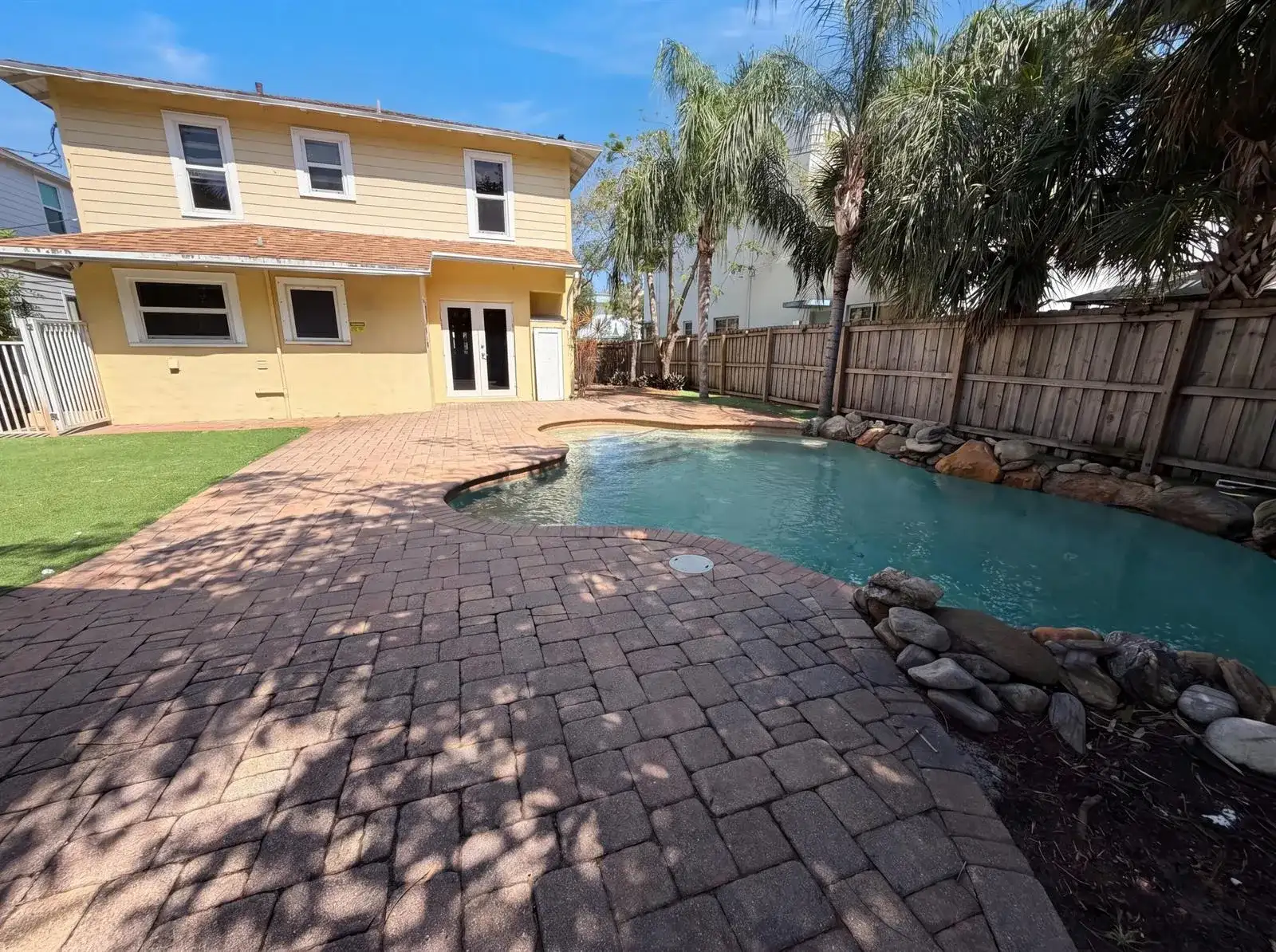 207 S Ocean Breeze, FL 33460 photo 5