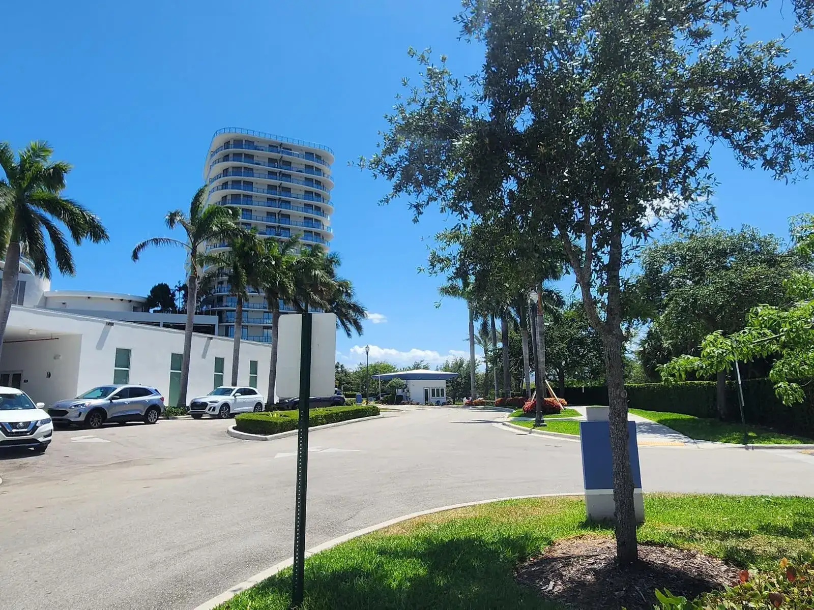 15051 Royal Oaks Lane # 202, North Miami FL 33181 photo 3