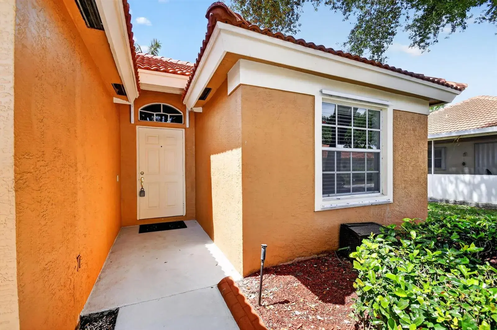 1084 Aspri Way, Riviera Beach FL 33418