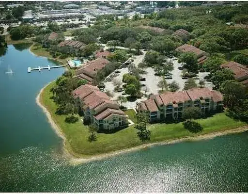 2465 NW 33rd Street # 1516, Oakland Park FL 33309