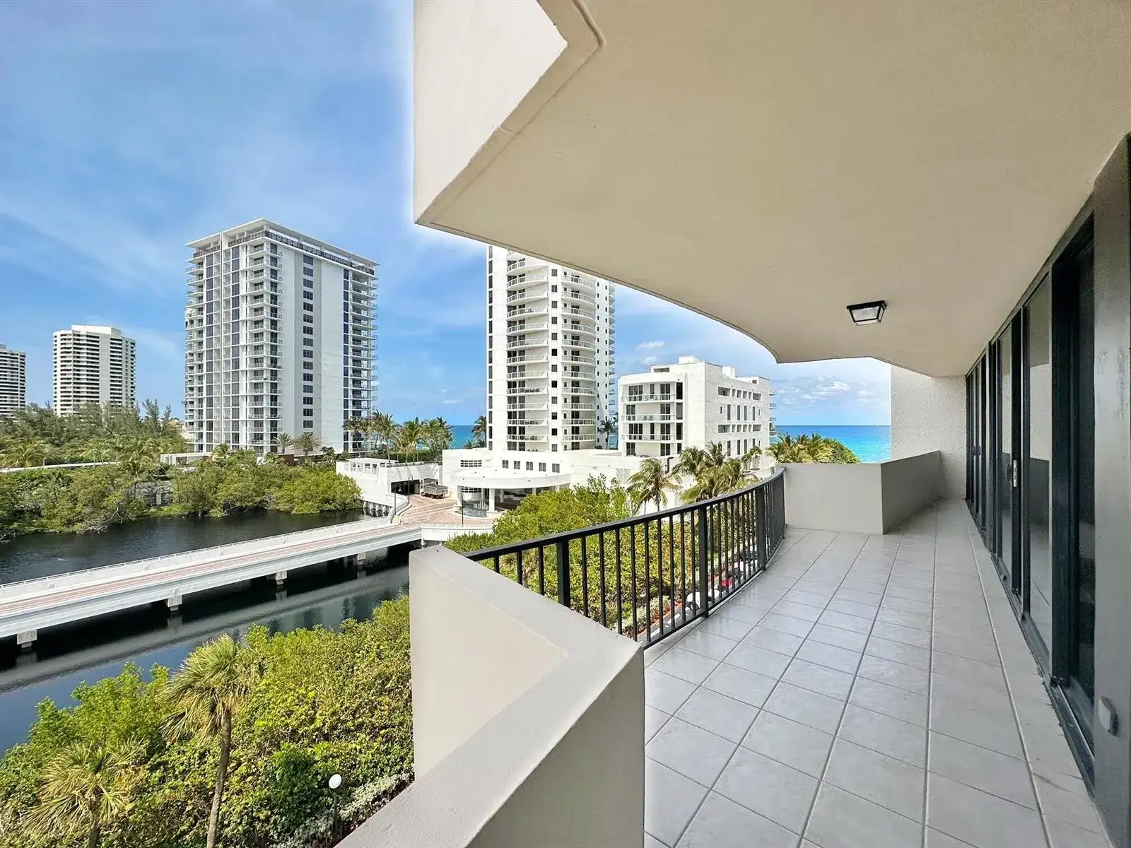 4200 N Ocean Drive # 506, Singer Island FL 33404 photo 3