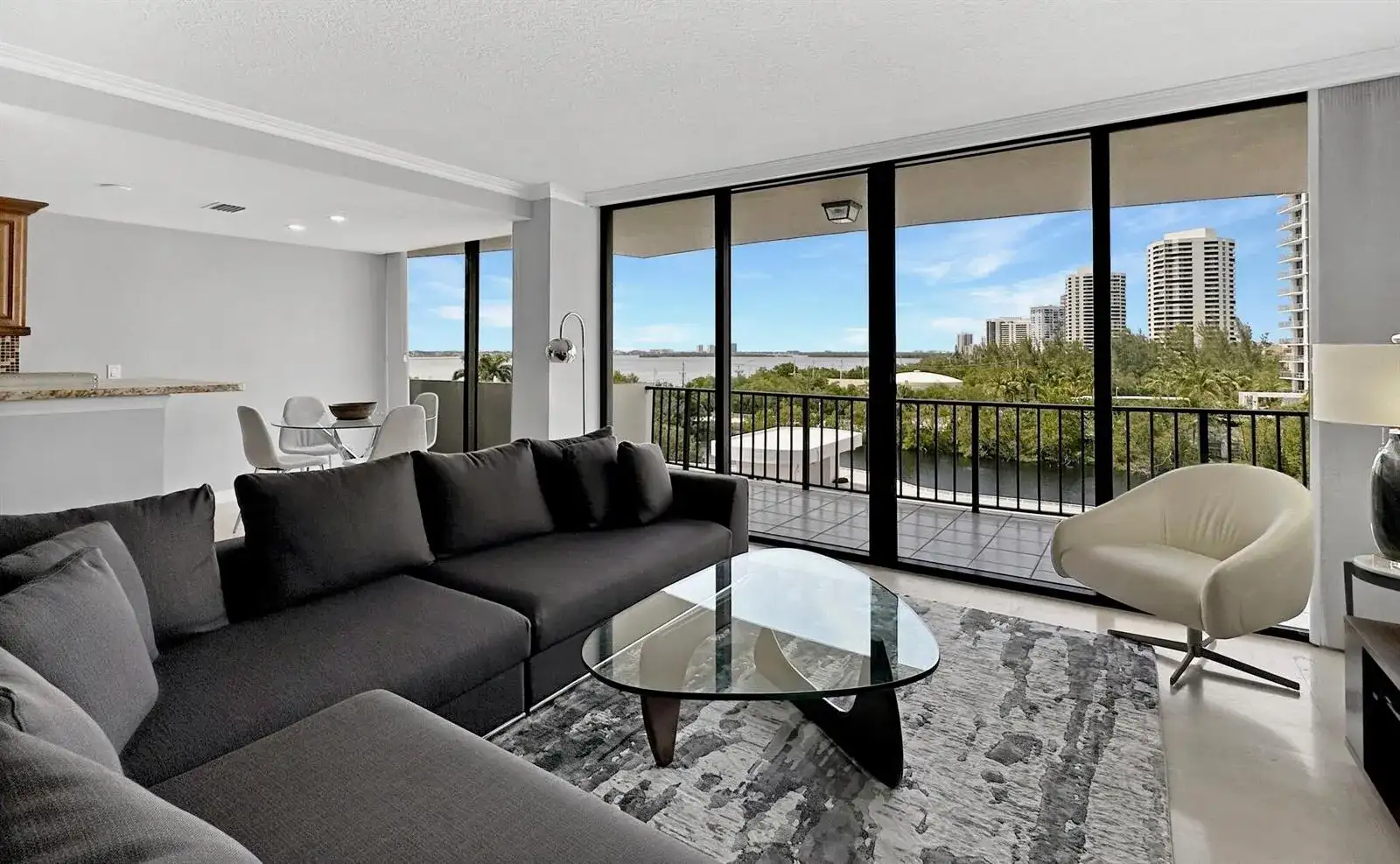 4200 N Ocean Drive # 506, Singer Island FL 33404 photo 4