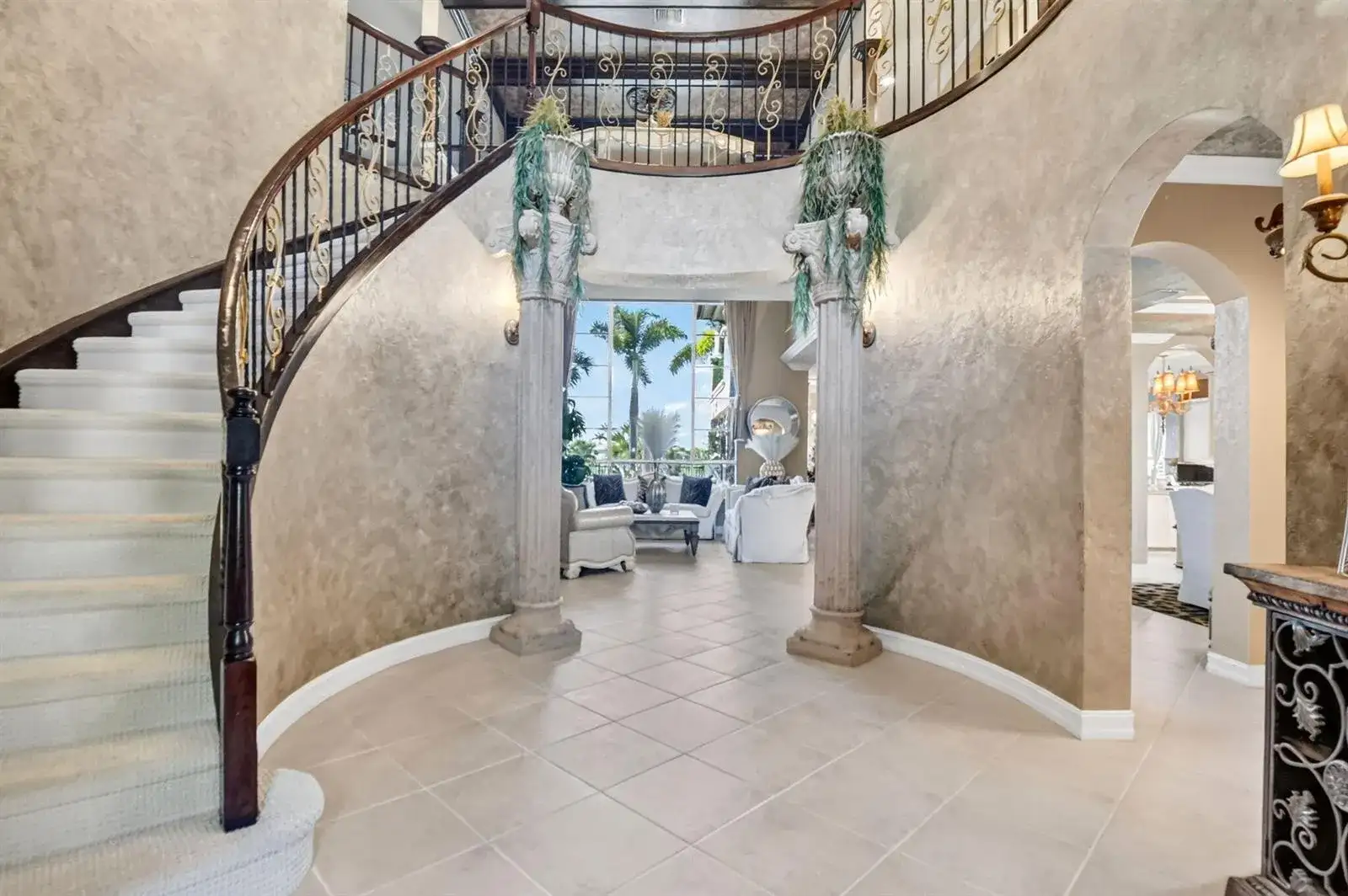 611 Edgebrook Lane, Royal Palm Beach FL 33411 photo 2