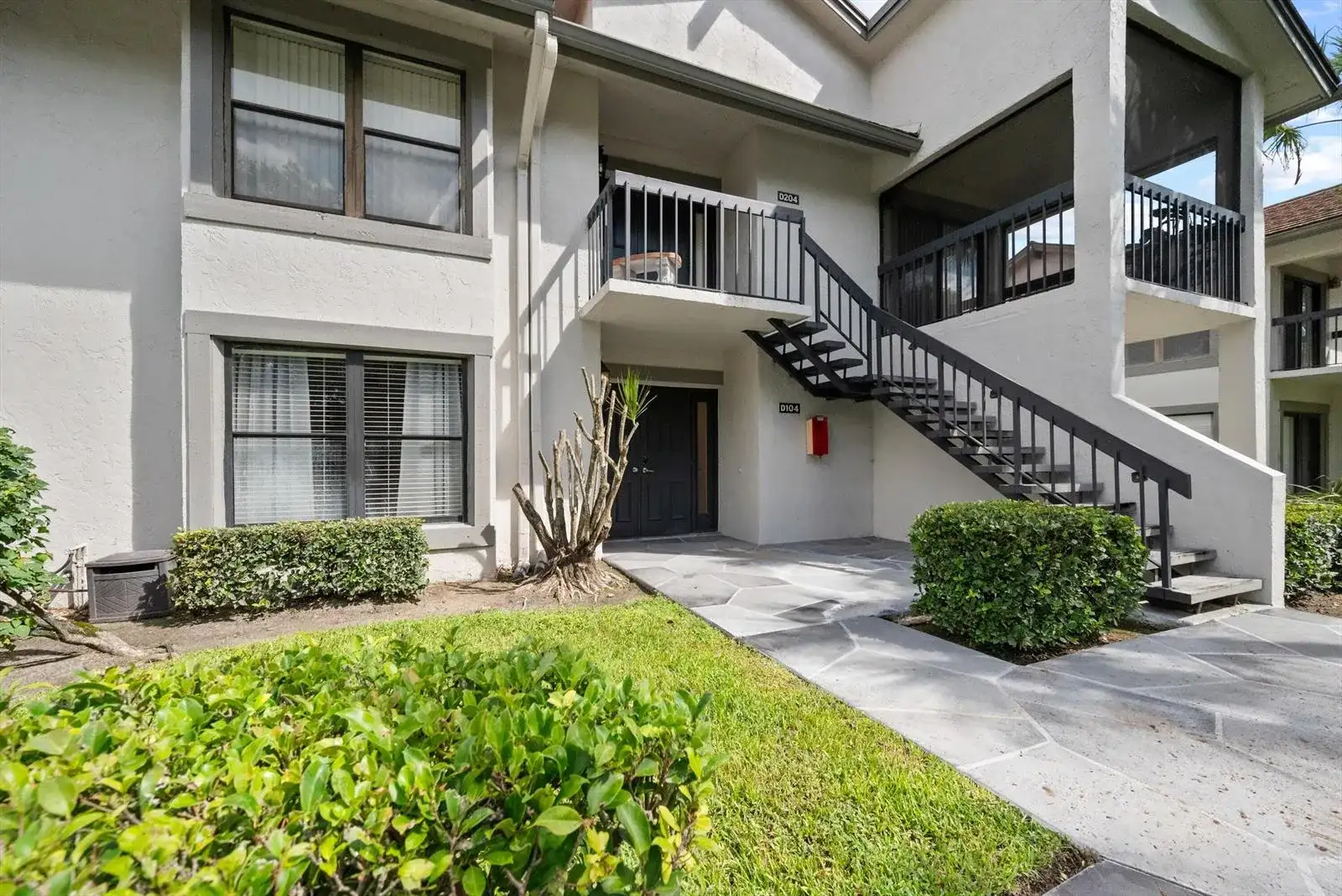 11355 Pond View Drive # D104, Wellington FL 33414 photo 2