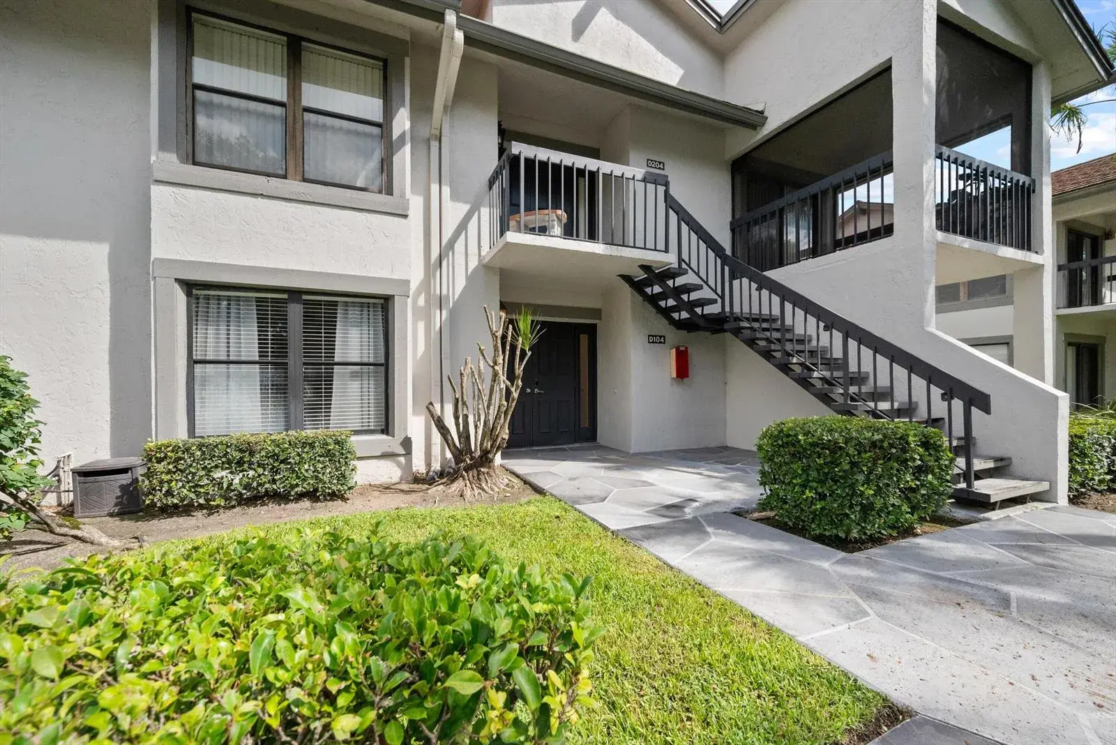 11355 Pond View Drive # D104, Wellington FL 33414 photo 2