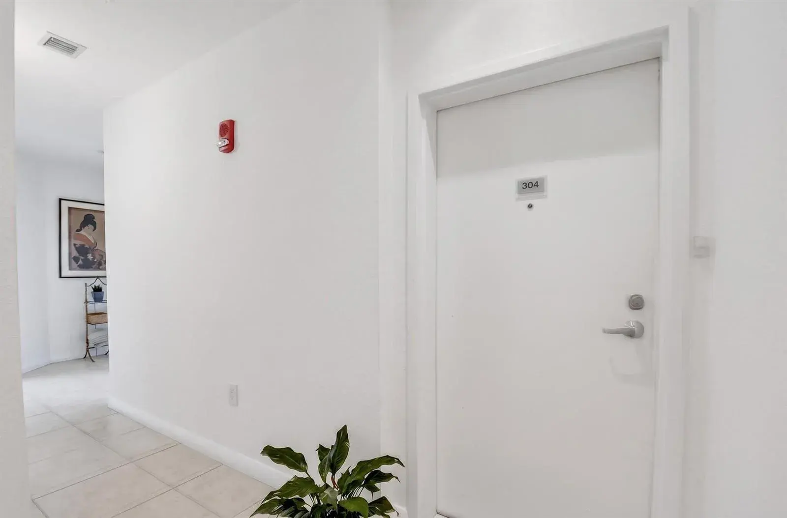 1617 N Flagler Drive # 304, West Palm Beach FL 33407