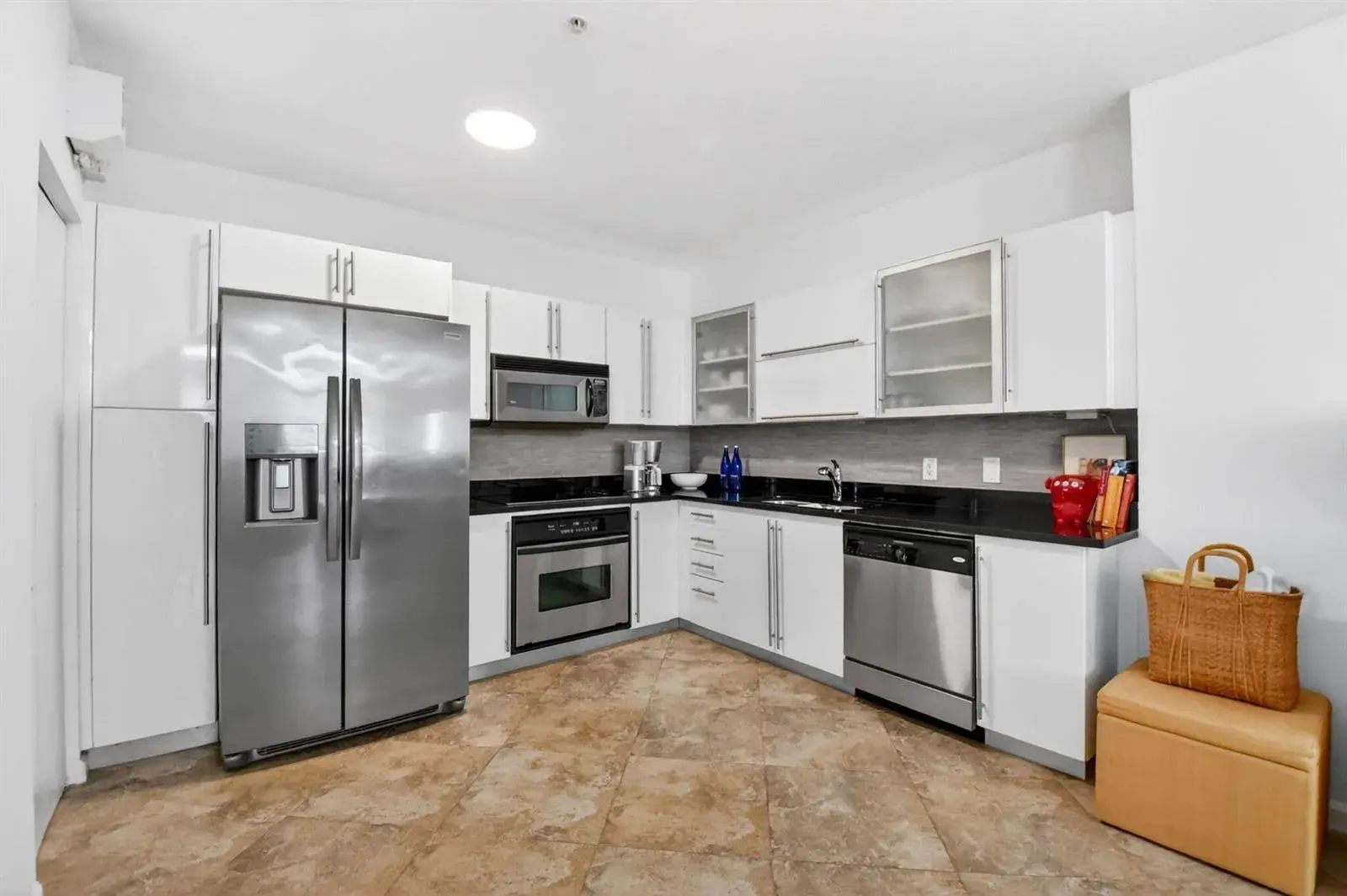 1617 N Flagler Drive # 304, West Palm Beach FL 33407