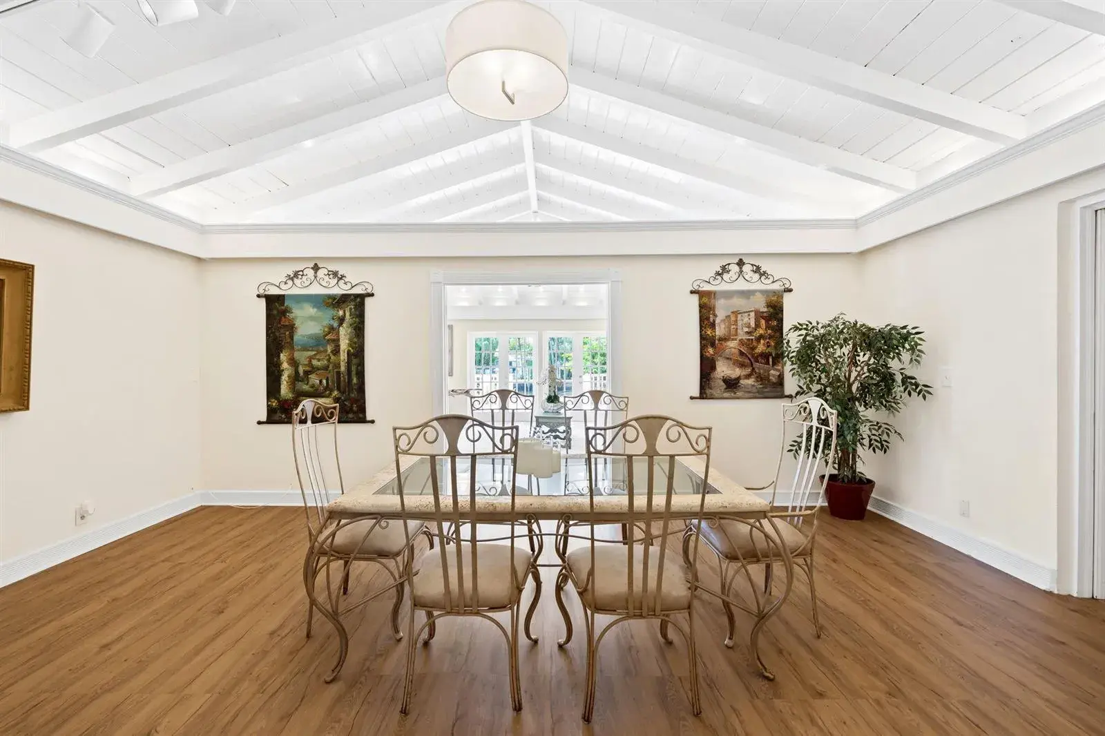 2400 Delmar Place, Fort Lauderdale FL 33301