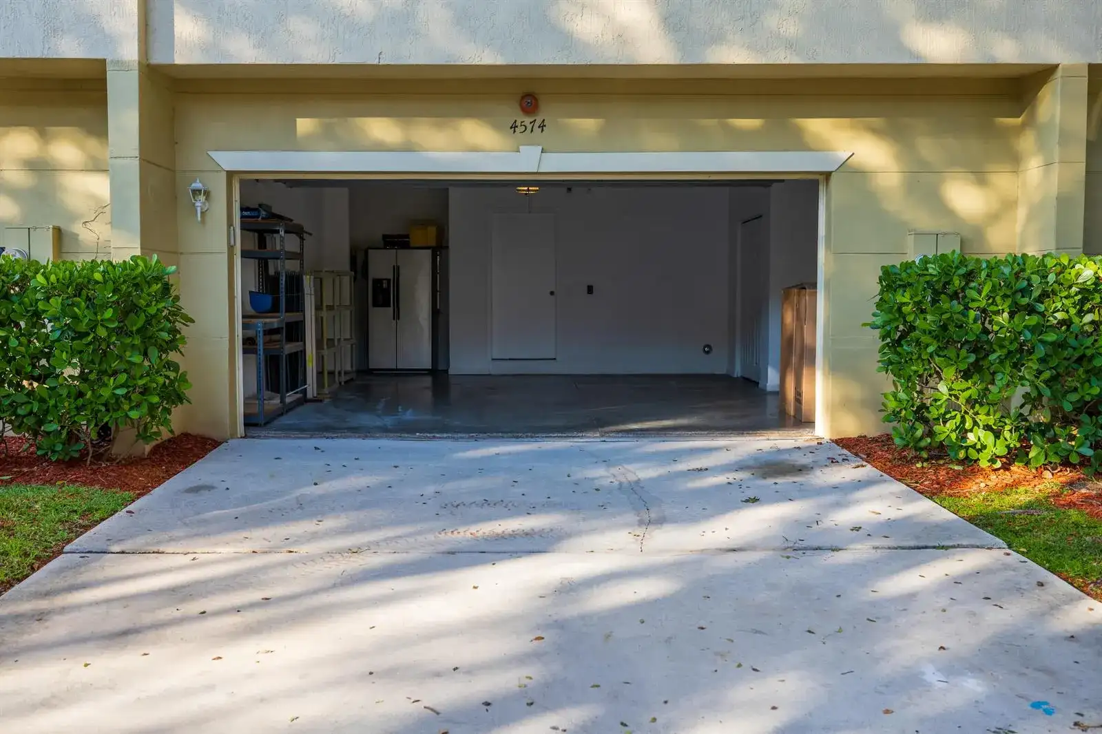 4574 Danson Way, Delray Beach FL 33445 photo 2