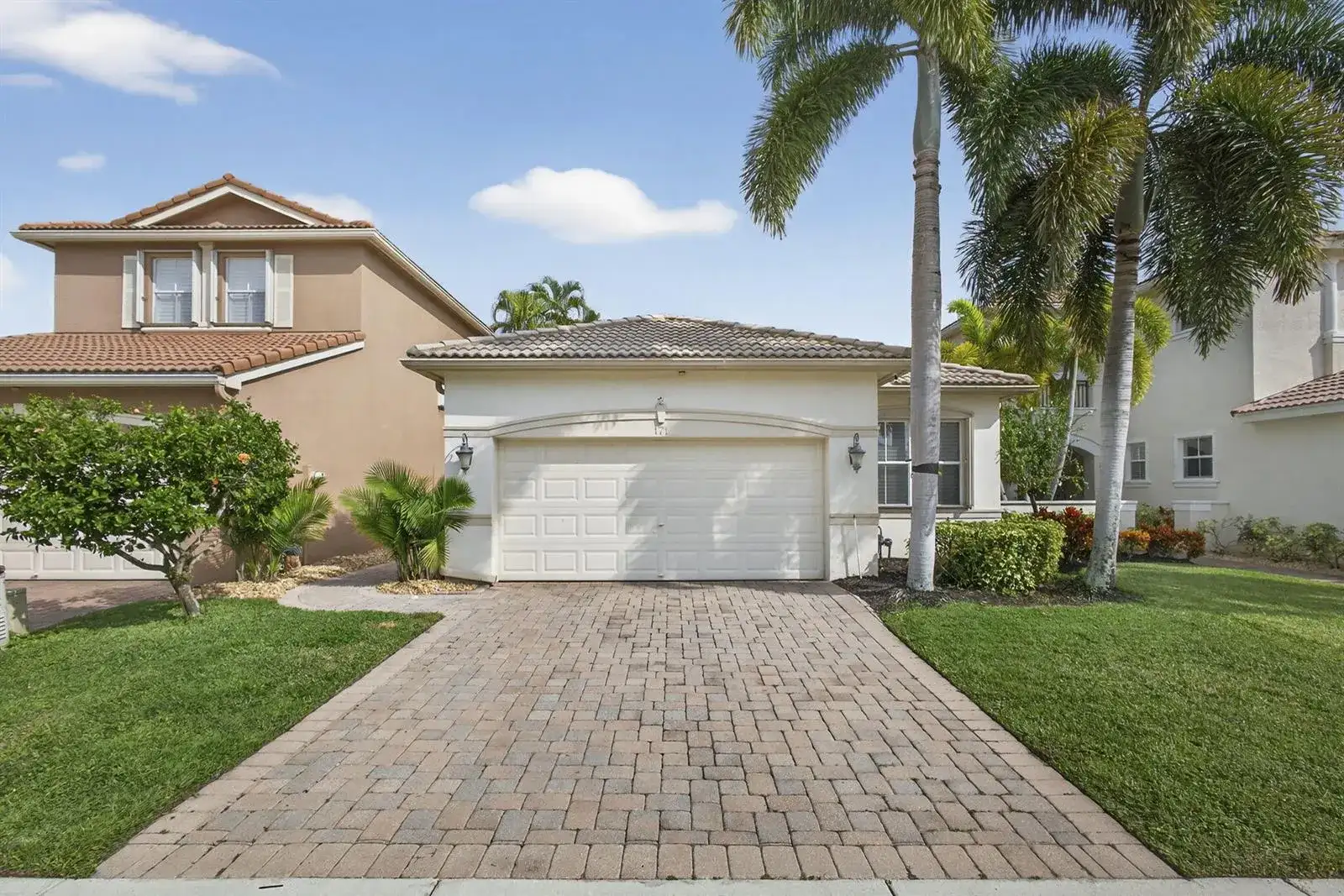 171 Isle Verde Way, Palm Beach Gardens FL 33418 photo 2