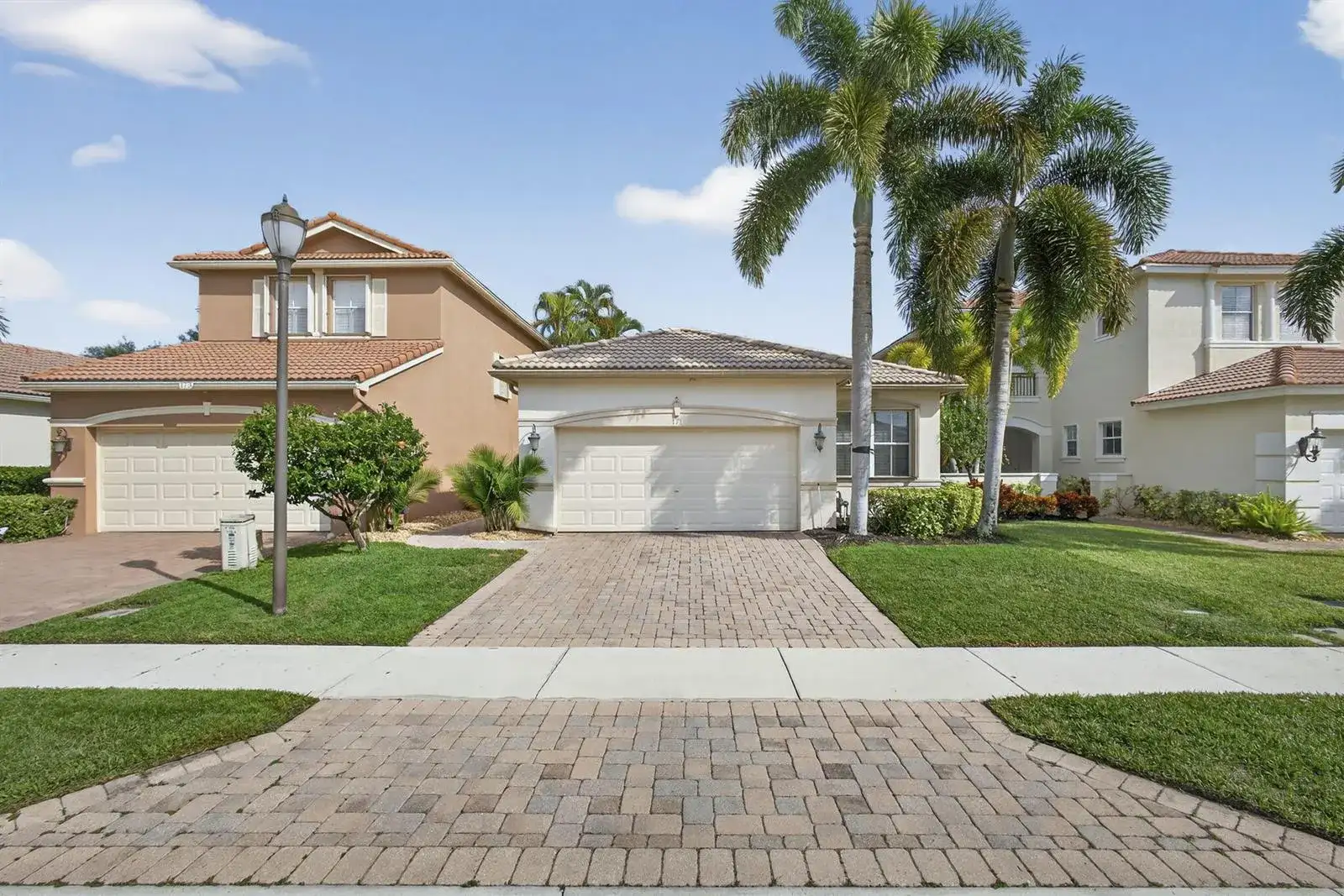 171 Isle Verde Way, Palm Beach Gardens FL 33418 photo 3