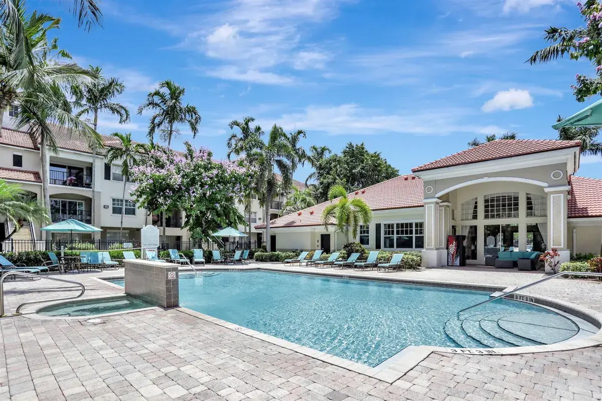 5800 W Sample # 207, Coral Springs FL 33067