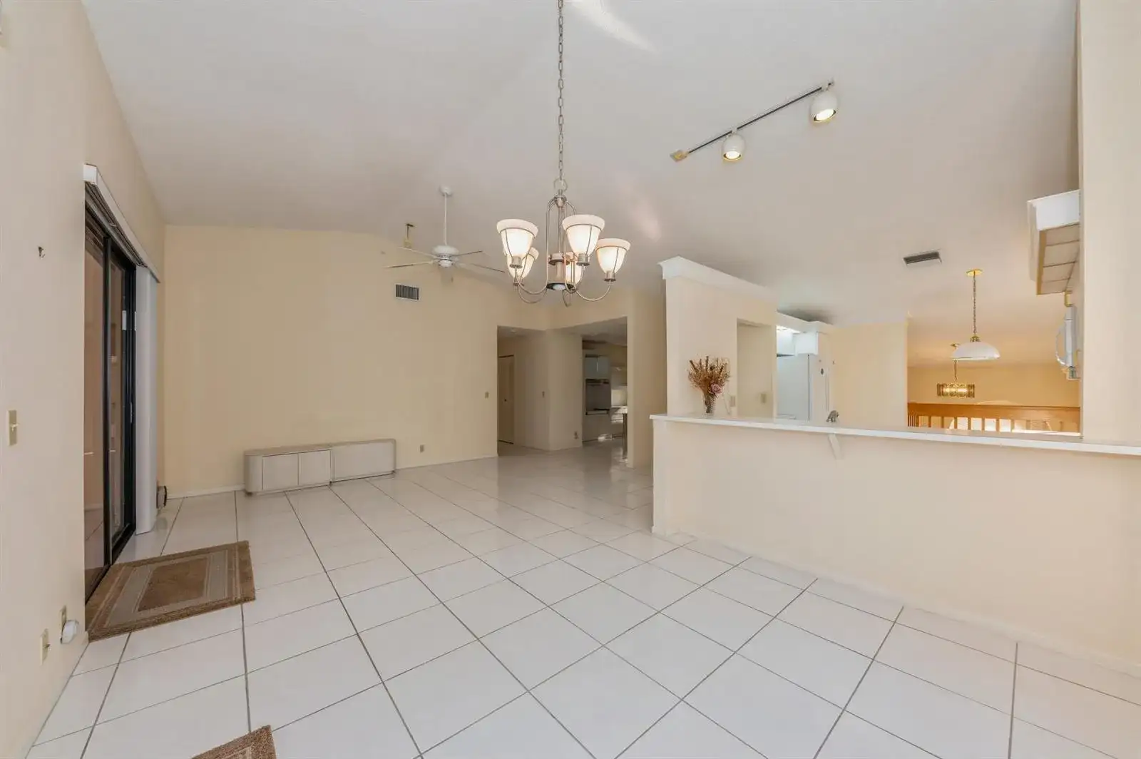 10439 S Circle Lake Drive # 201, Boynton Beach FL 33437 photo 5