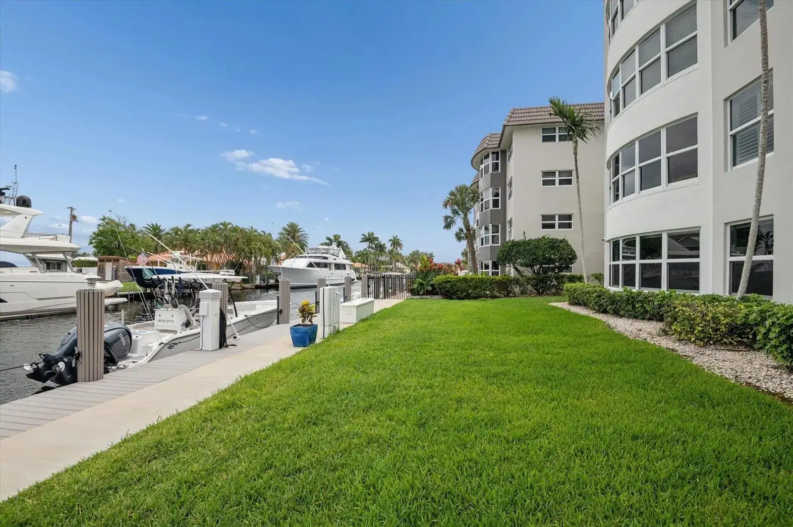 5100 Bayview Drive # 106, Fort Lauderdale FL 33308 photo 2