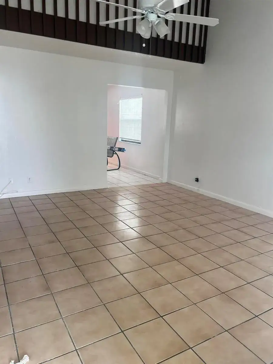 57 Peachtree Place, Boynton Beach FL 33436 photo 2