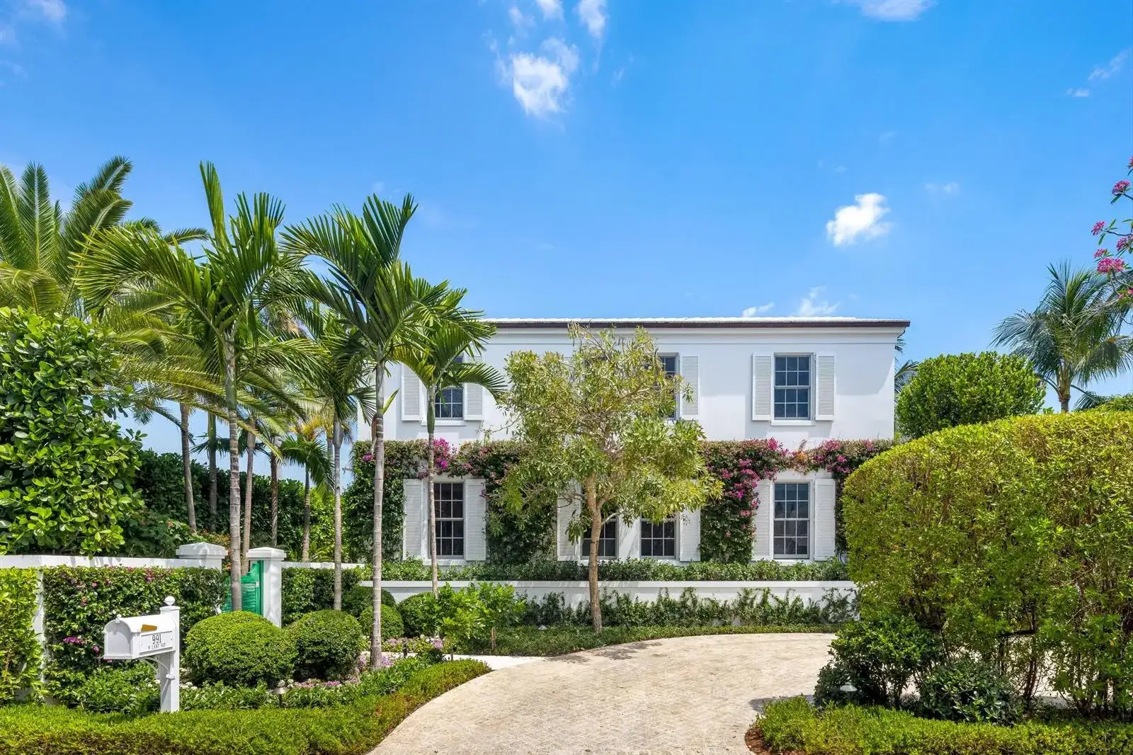 991 N Lake Way, Palm Beach FL 33480 photo 2