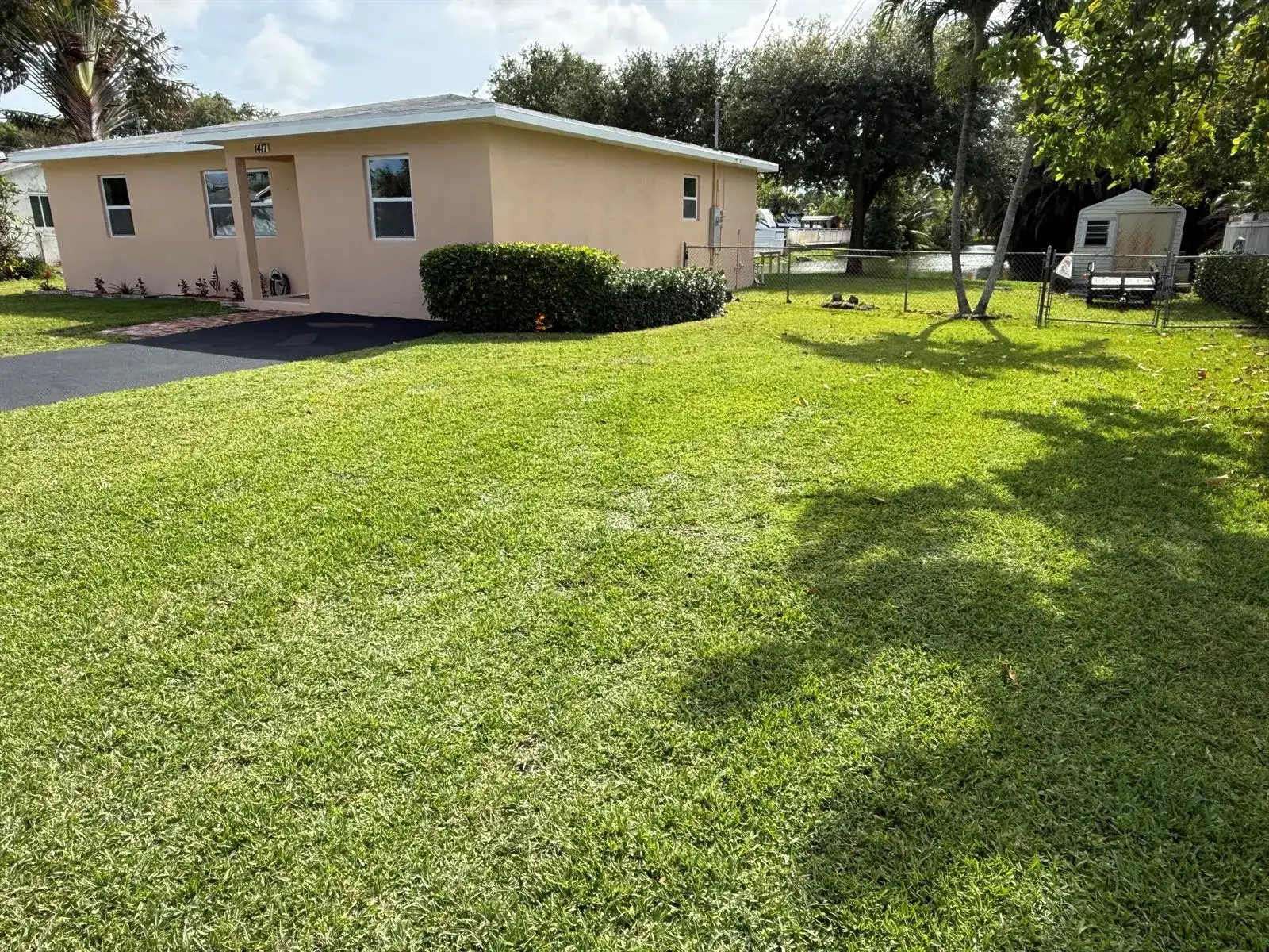 1417 Willow Road, West Palm Beach FL 33406 photo 2