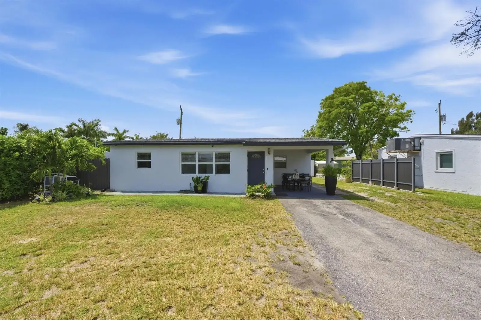 330 NE 59th Court, Oakland Park FL 33334 photo 3