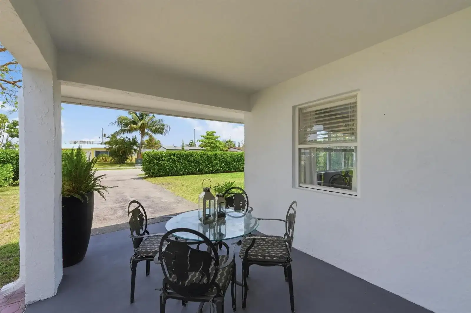330 NE 59th Court, Oakland Park FL 33334 photo 5