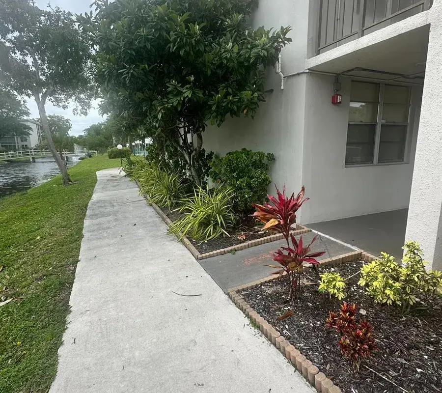 4850 NW 29th Court # 132, Lauderdale Lakes FL 33313