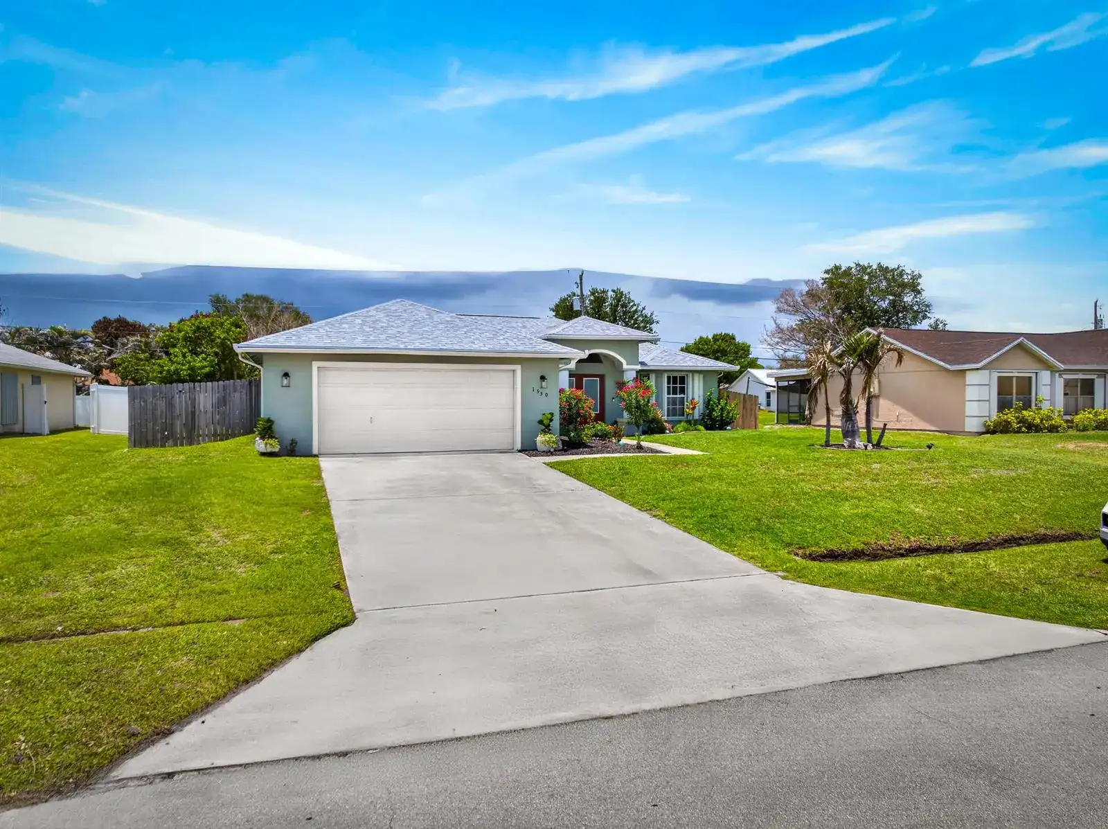 1950 SW Beard Street, Port St. Lucie FL 34953 photo 2
