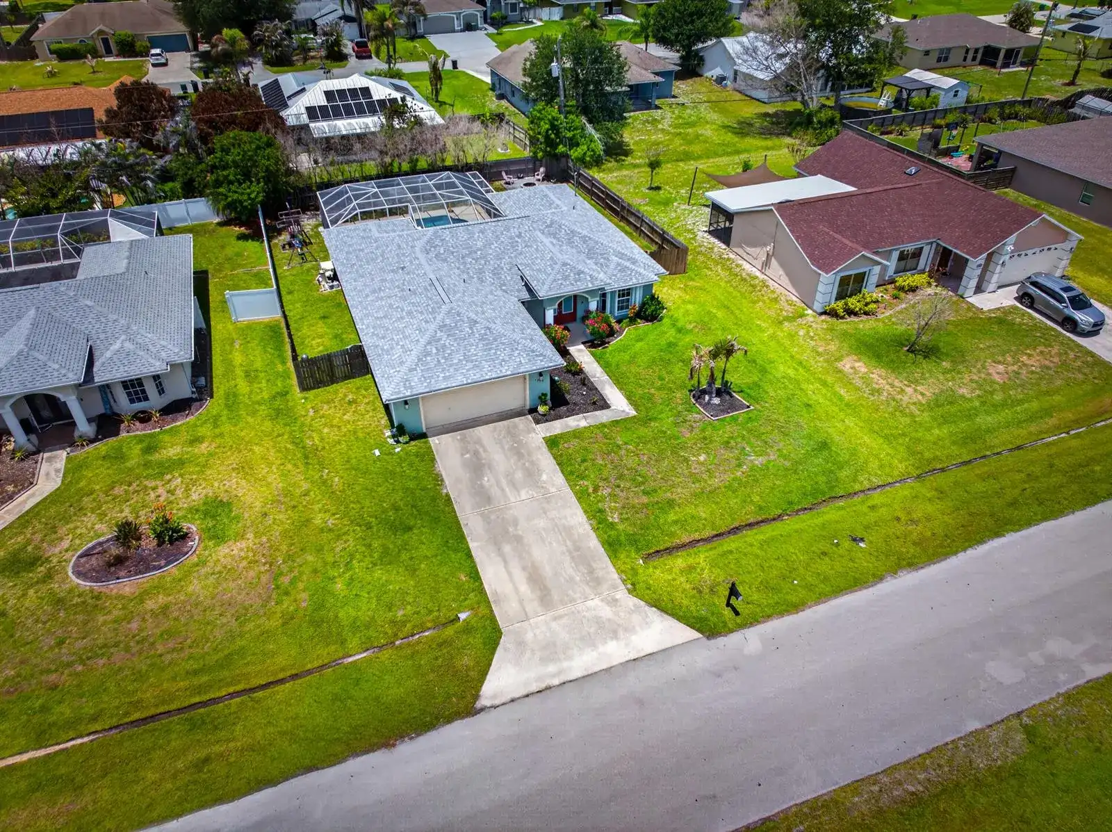 1950 SW Beard Street, Port St. Lucie FL 34953 photo 3