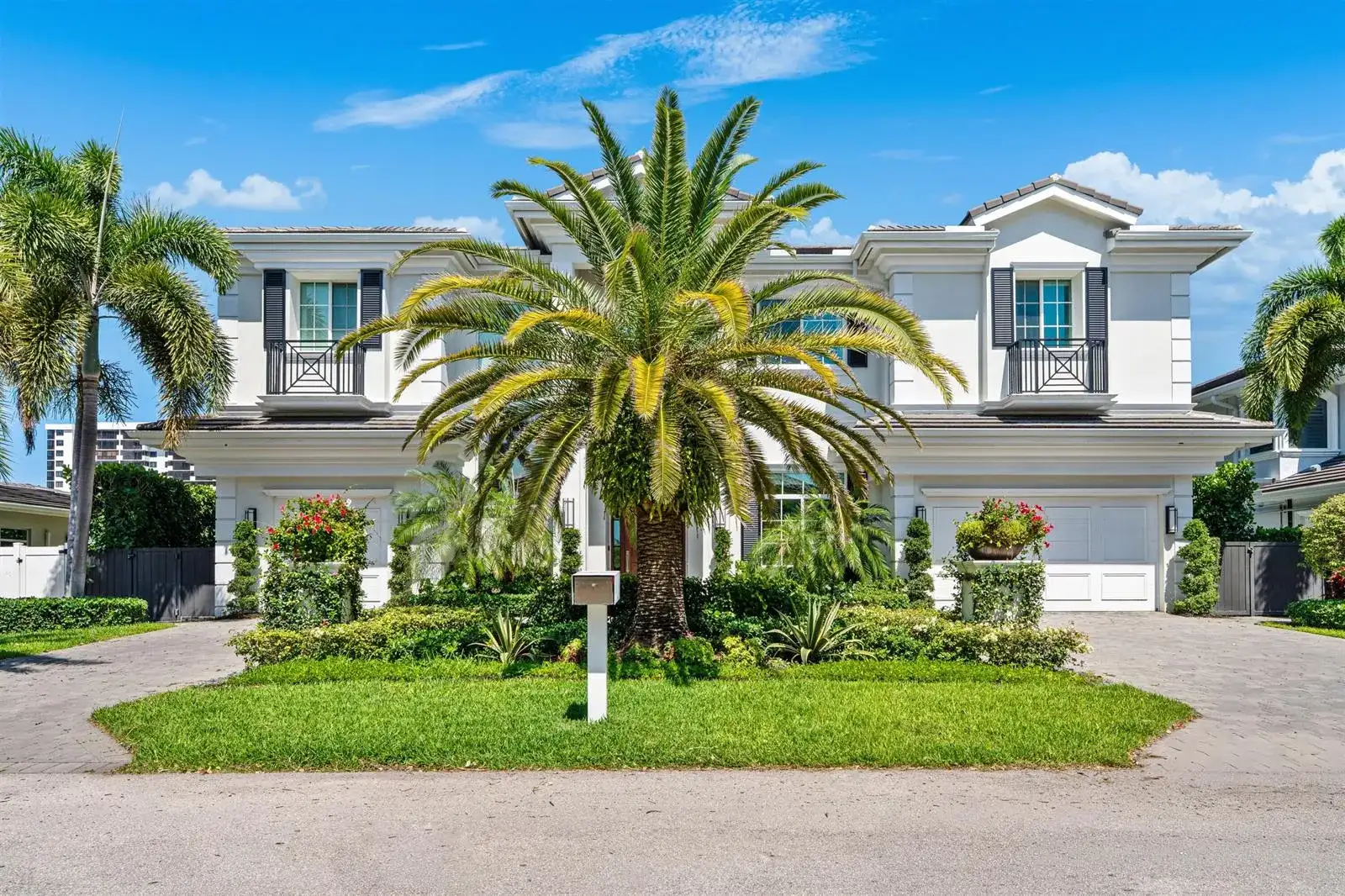 7212 NE 8th Drive, Boca Raton FL 33487 photo 2